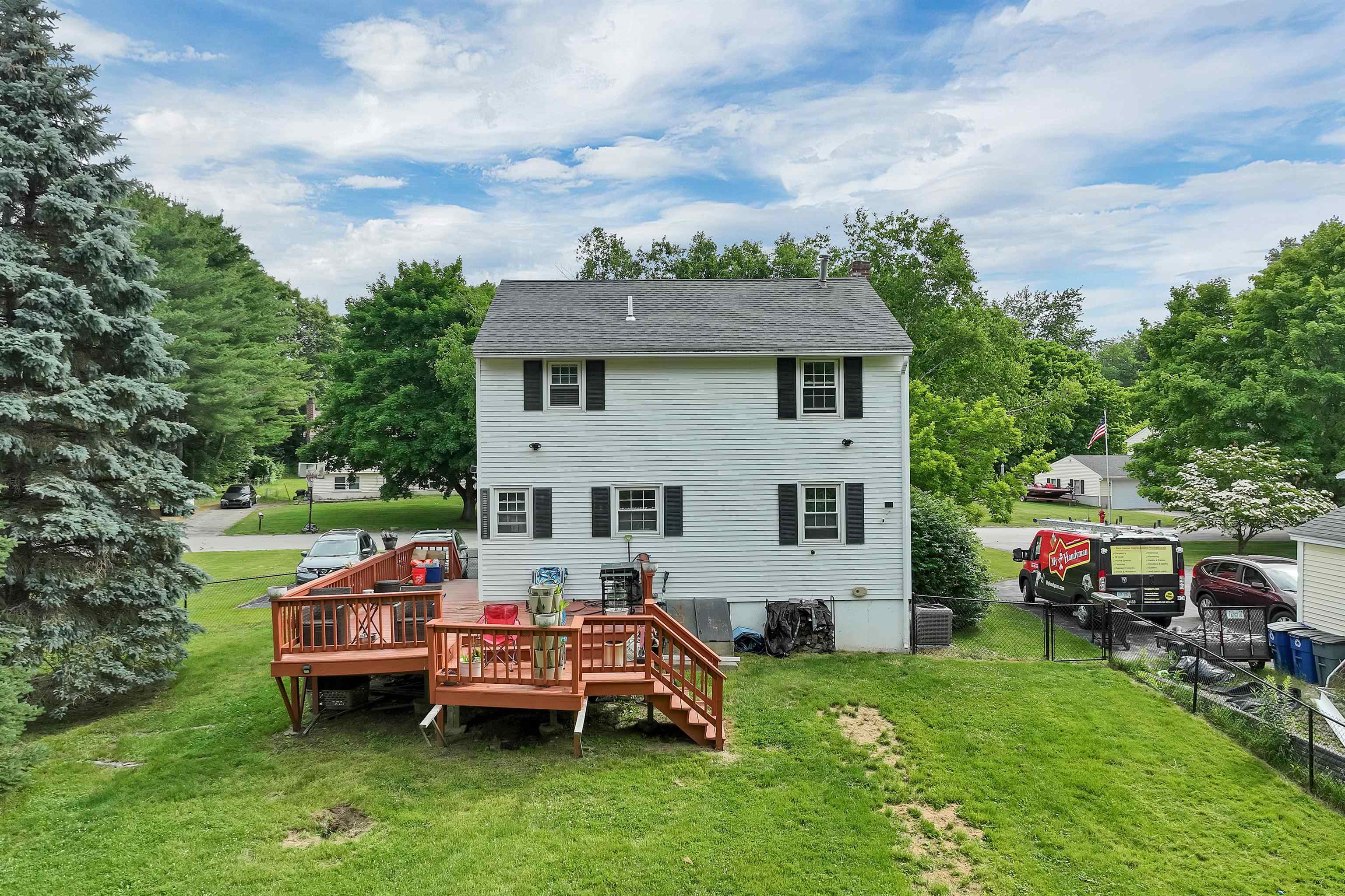 65 Toftree Ln, Dover, NH 03820