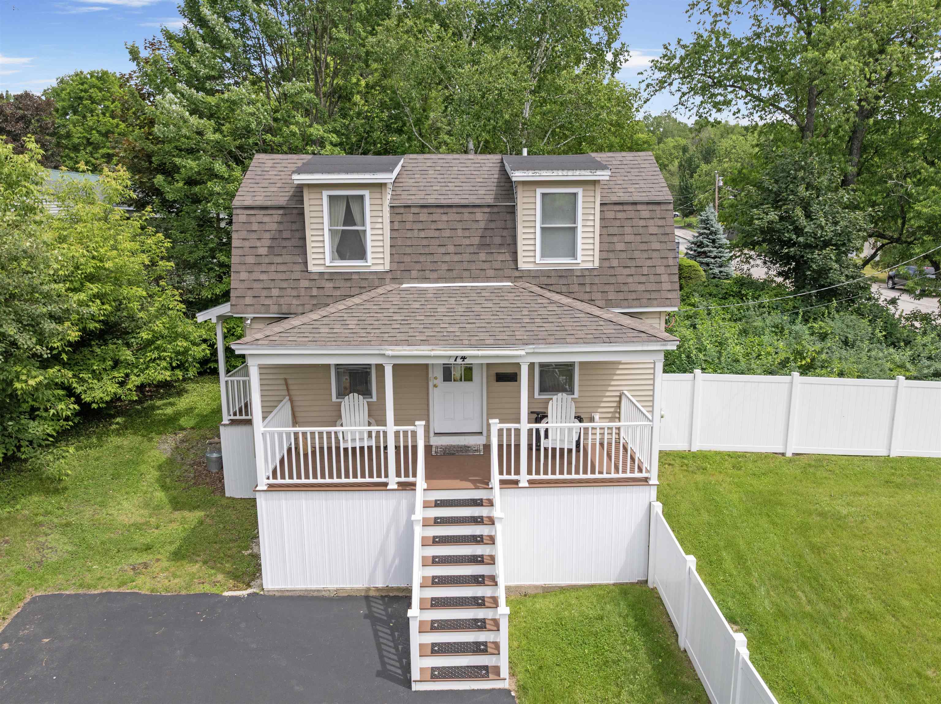 74 Maynesboro St, Berlin, NH 03570