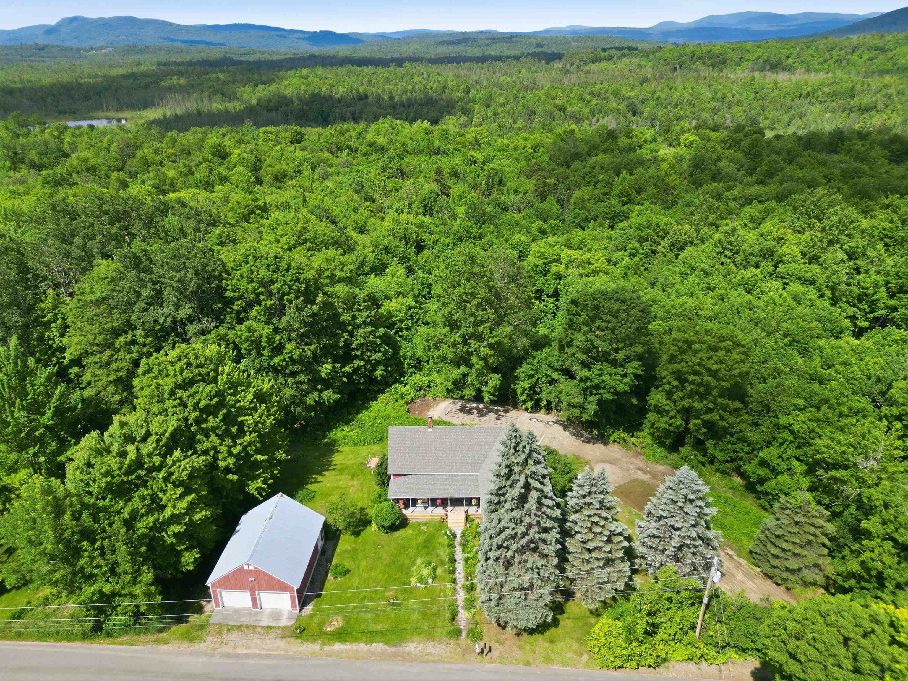 557 Old East Rd, Whitefield, NH 03598