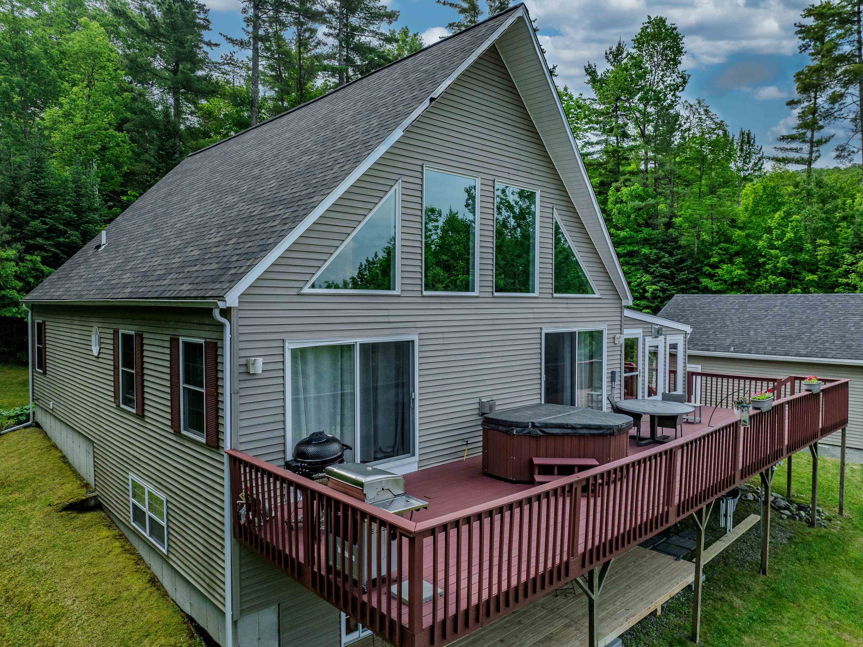 1562 Broomstick Hill Rd, Littleton, NH 03561