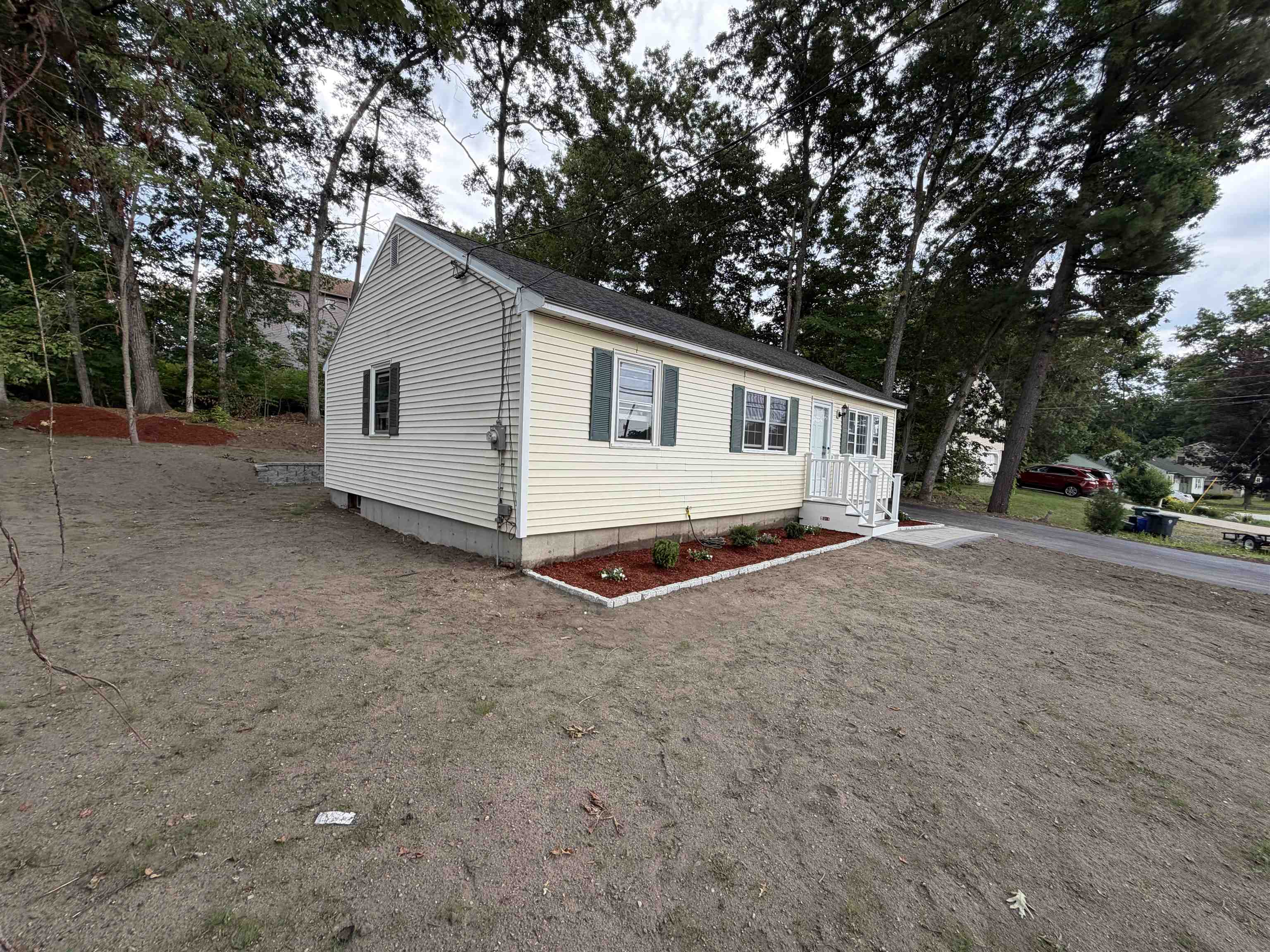 377 Broad St, Nashua, NH 03063
