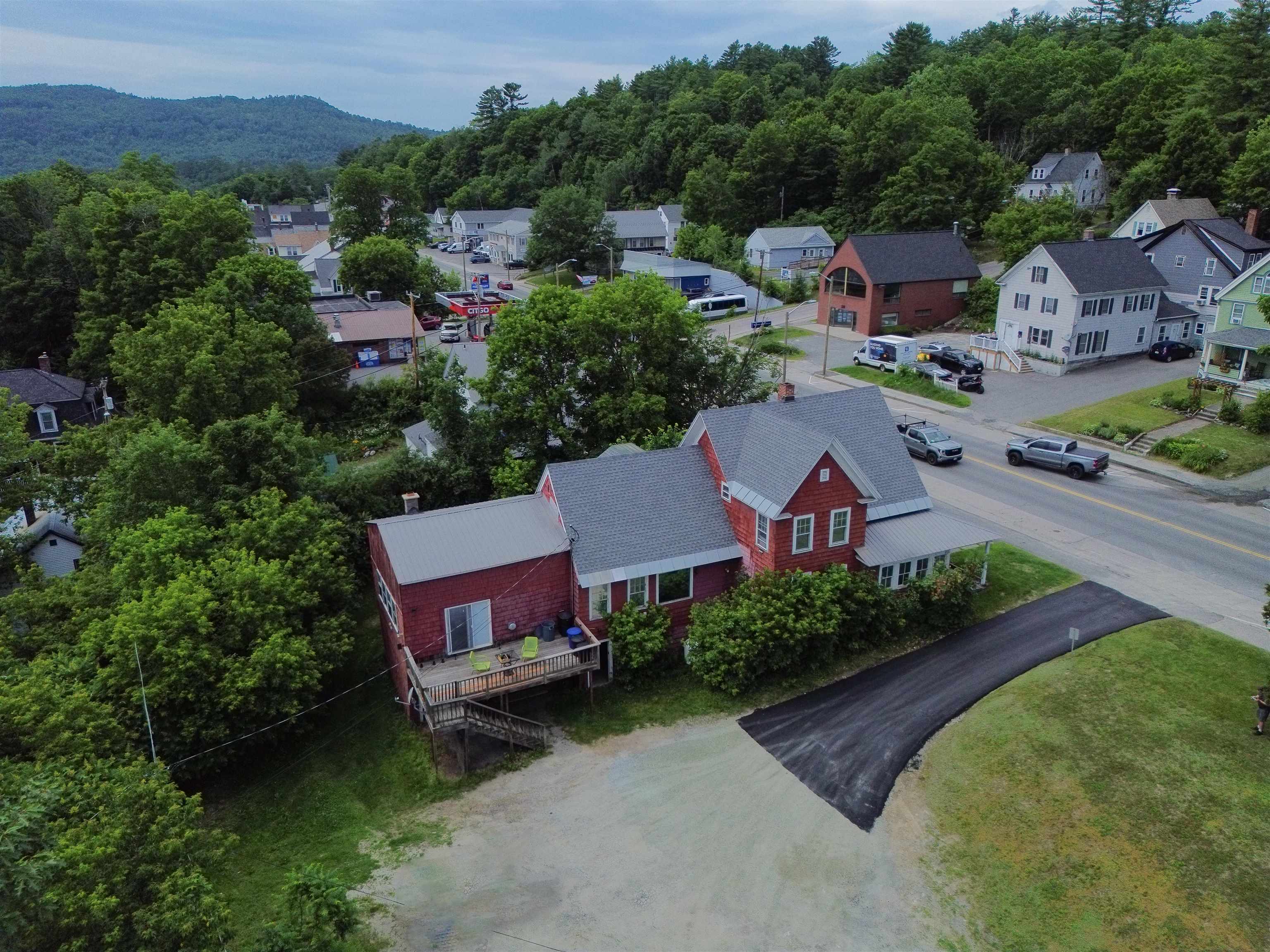 207 Main St, Littleton, NH 03561
