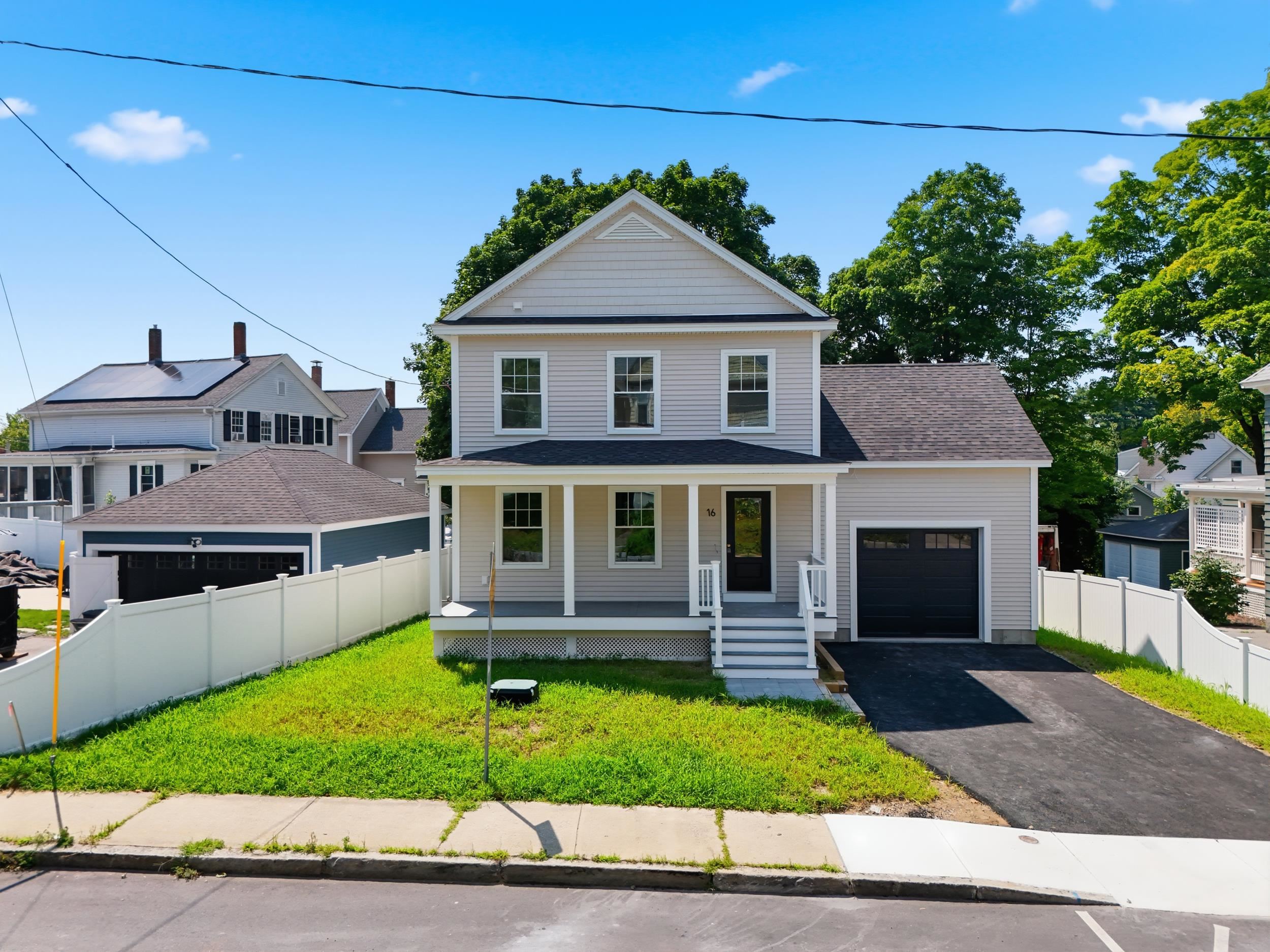 Photo 2 of Single family home for sale at 16 Manchester St, Nashua, NH 03064 | MLS# 5097528 | Listing updated on 2026-09-24