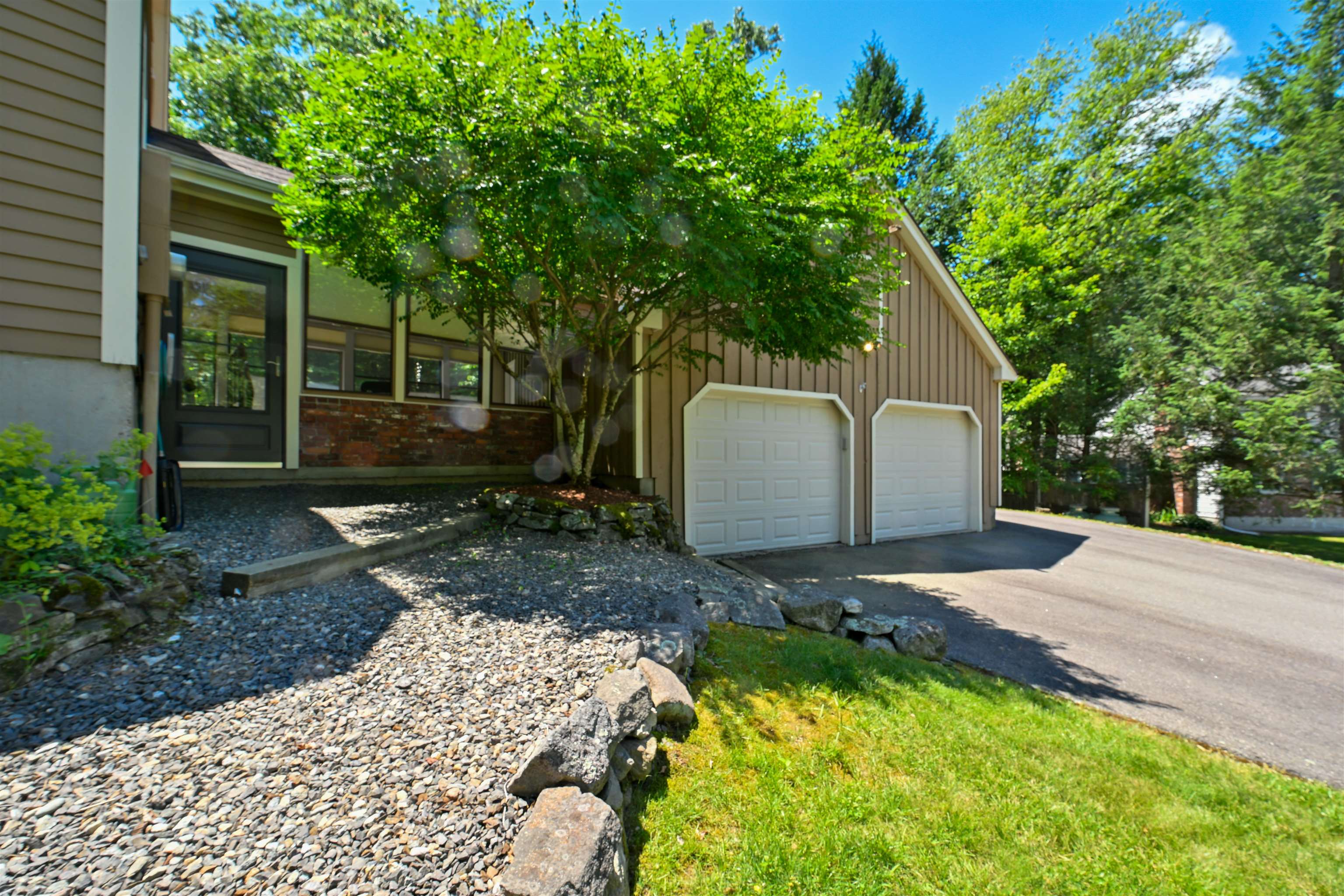 44 Berkley St, Merrimack, NH 03054