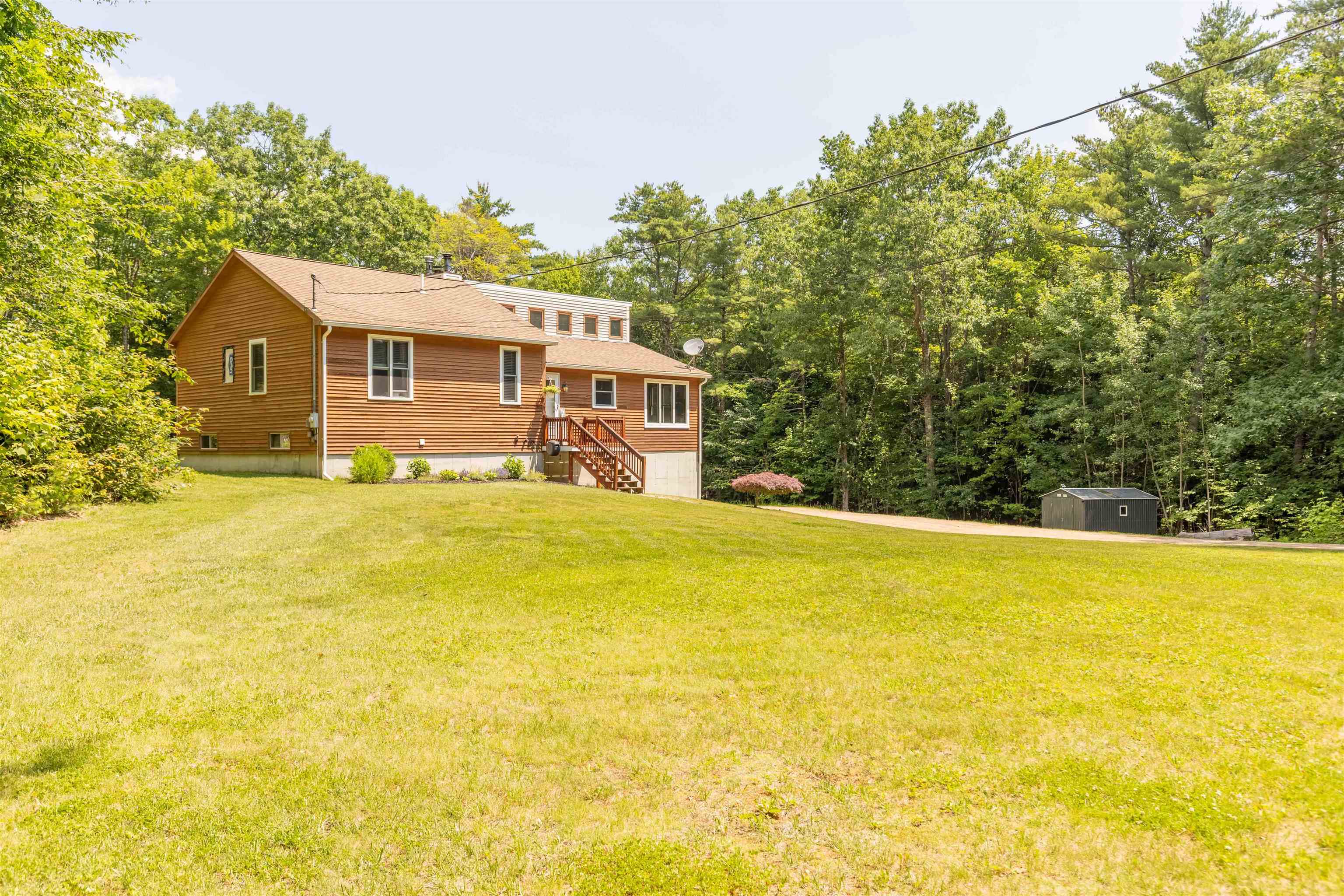 63 Partridge Dr, Middleton, NH 03887