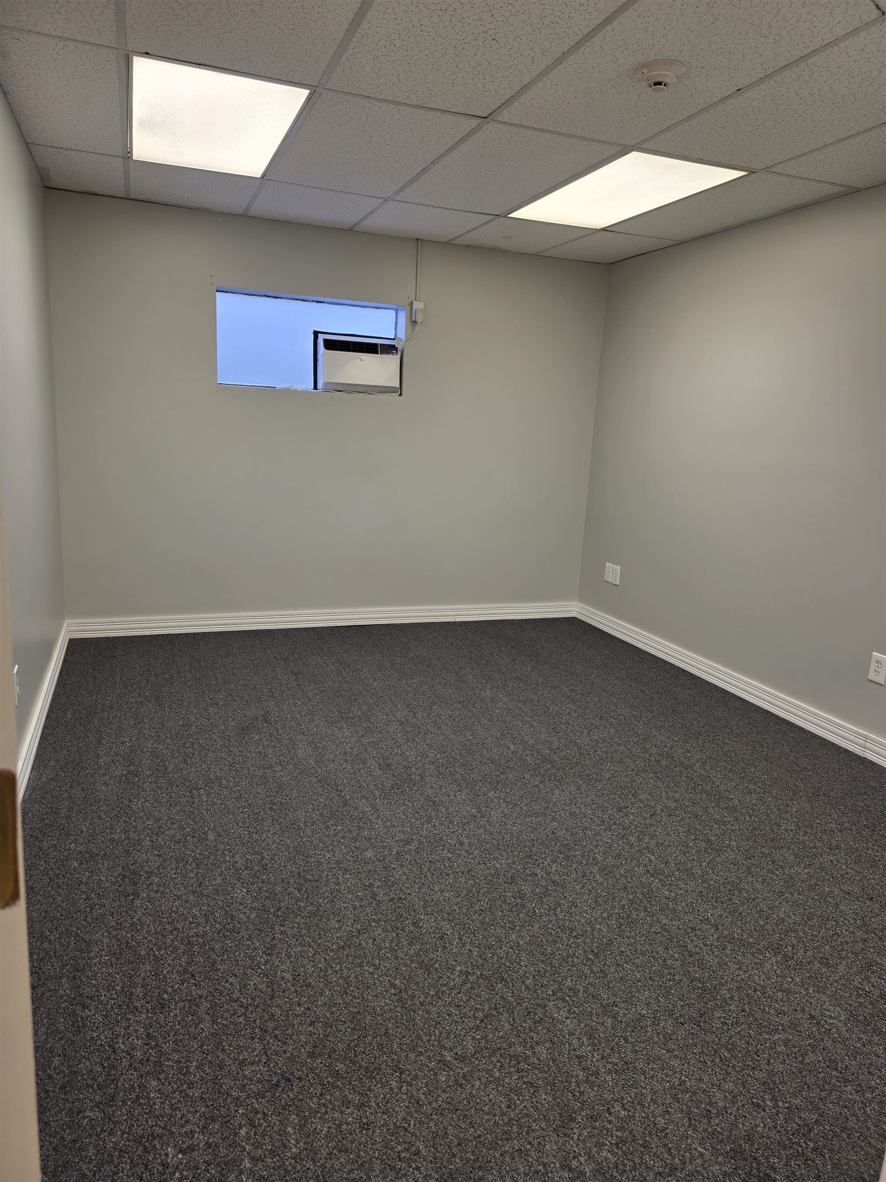500 Harvey Rd #Suite 102 Room 2, Manchester, NH 03103