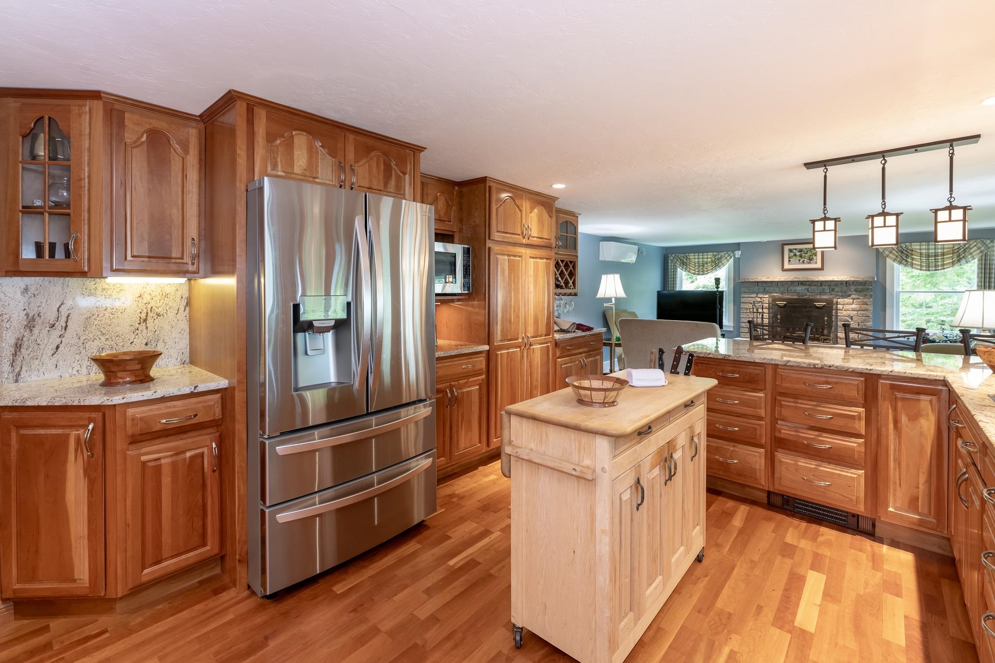 15 Cummings Cove Rd, Meredith, NH 03253