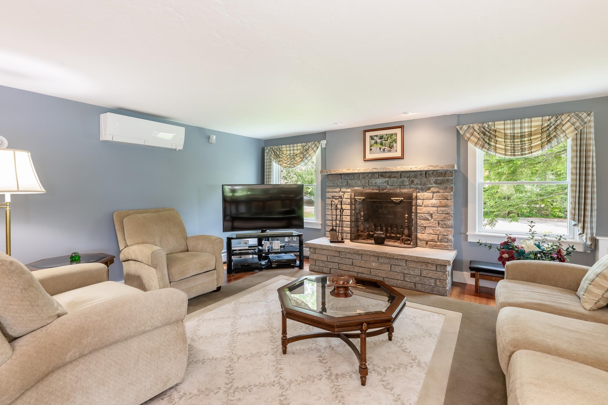 15 Cummings Cove Rd, Meredith, NH 03253