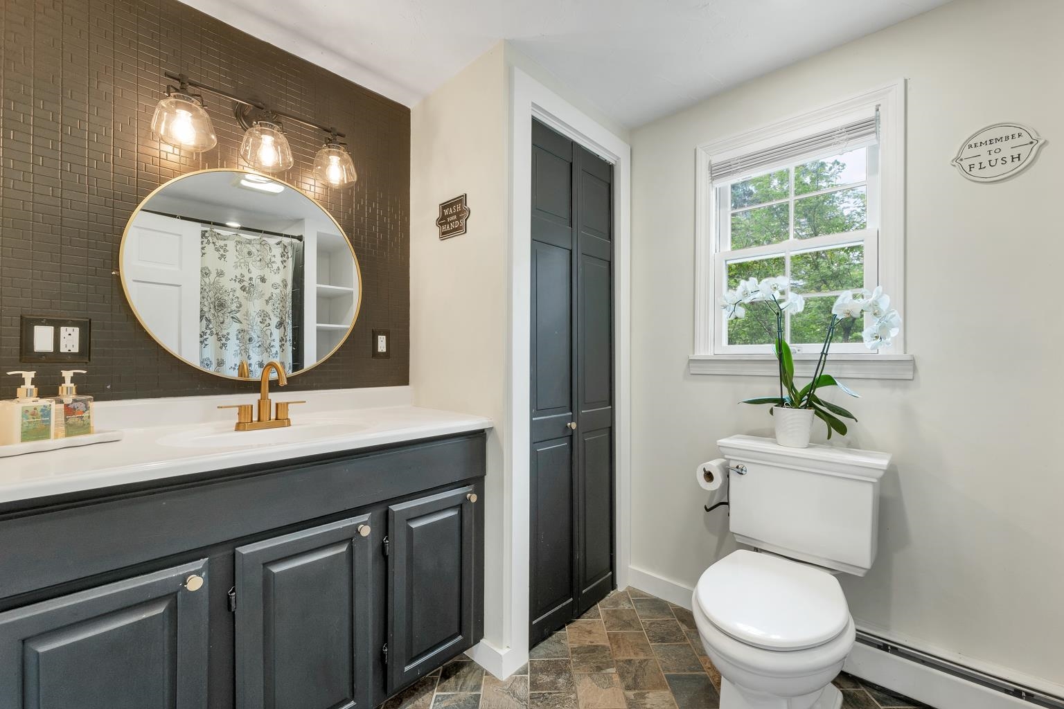 92 White Oak Rd, Gilmanton, NH 03837