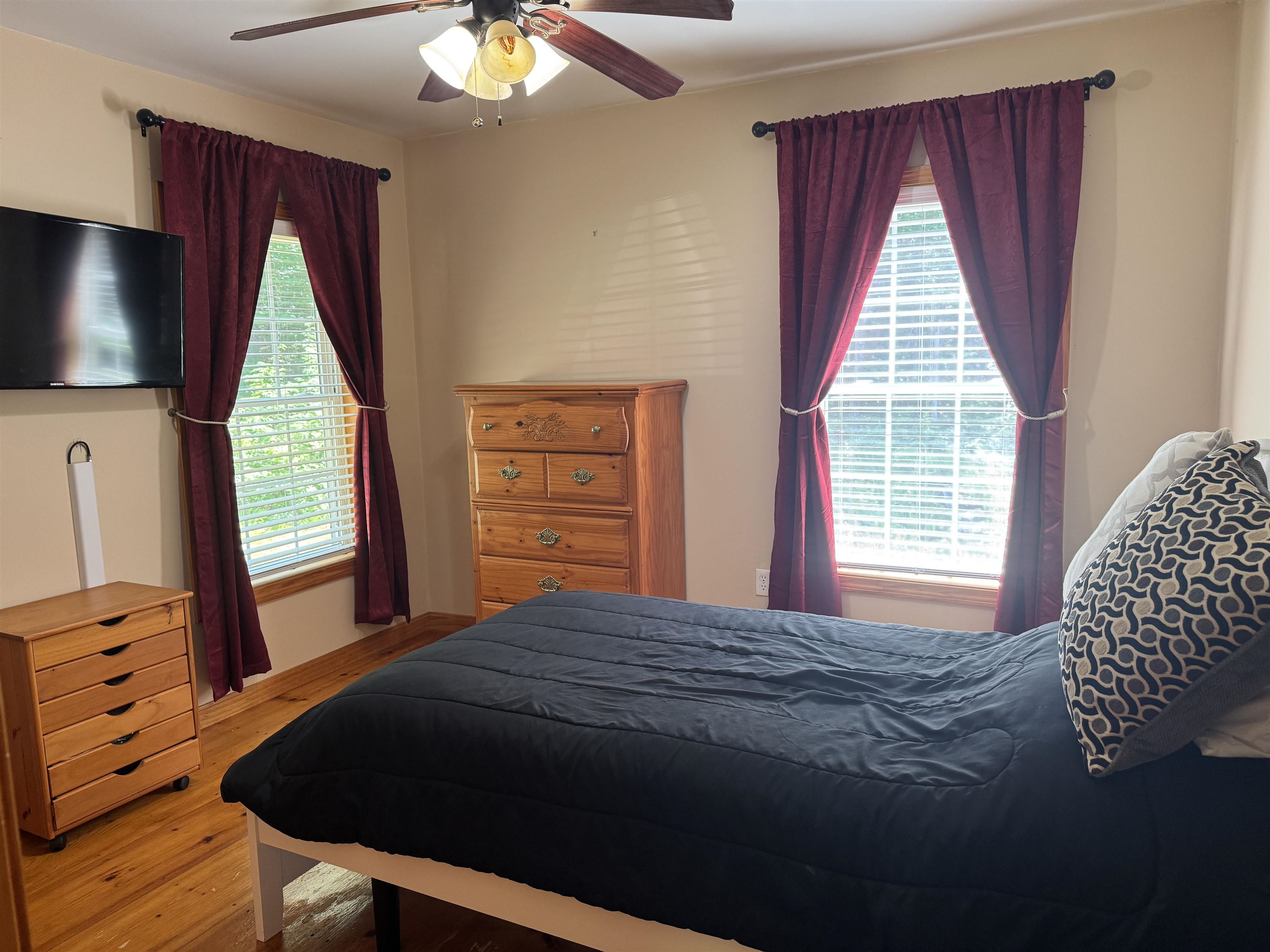 107 Blake Hill Rd, Ossipee, NH 03814