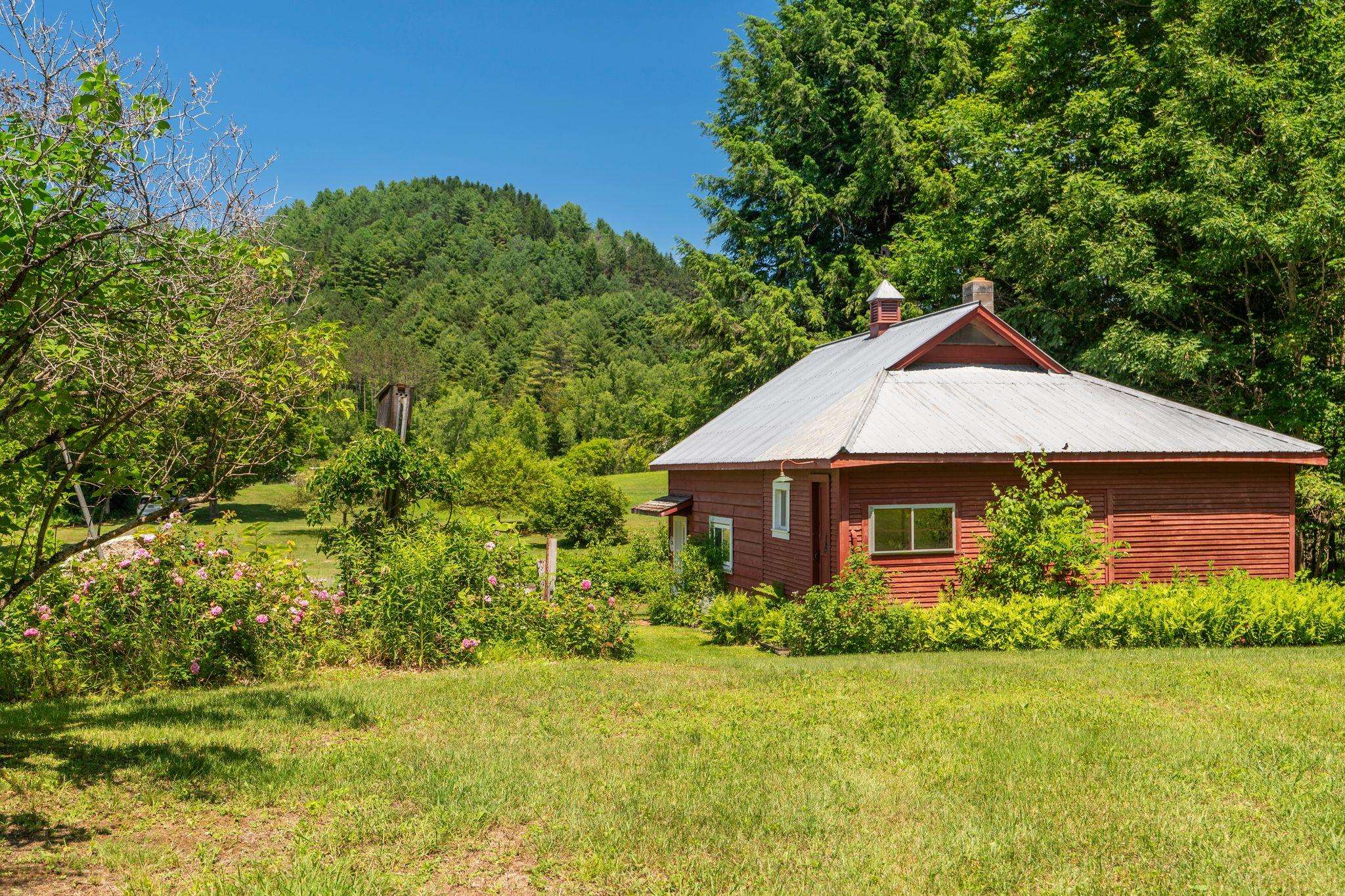 Property photo 31