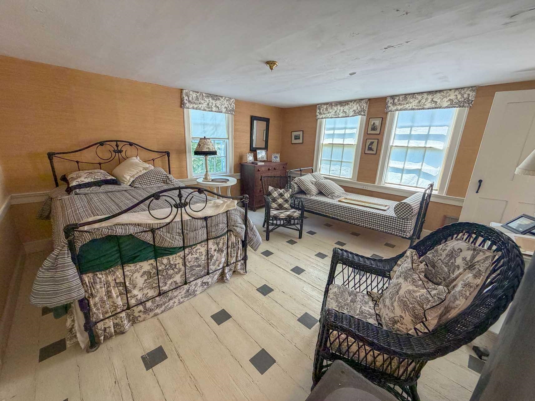 Second floor bedroom 4