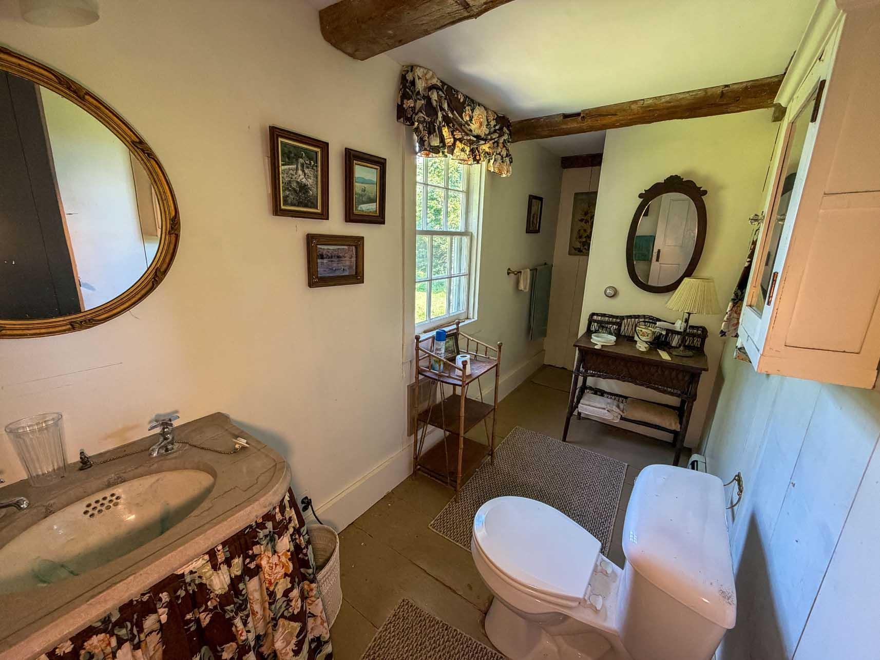 Second floor bath