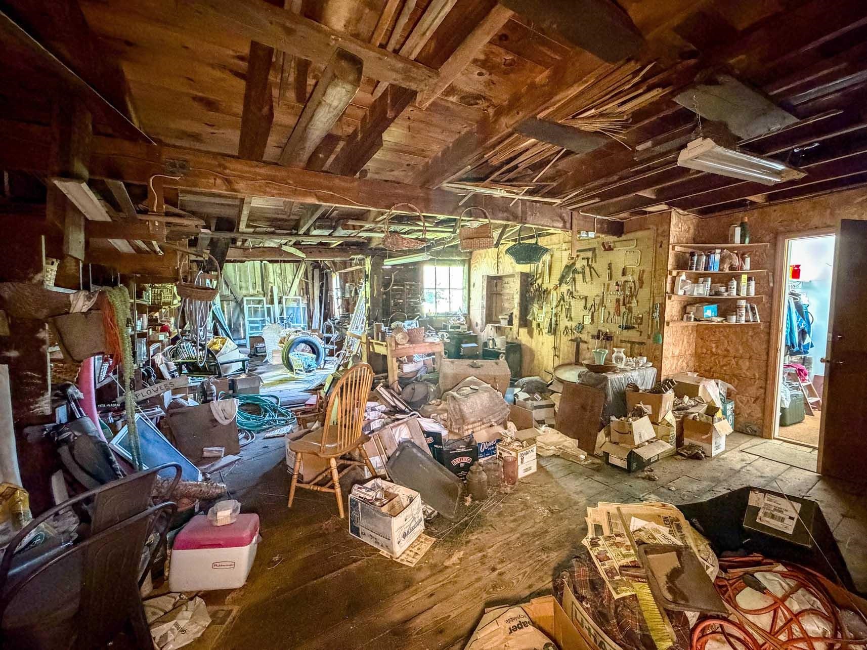 Attached barn