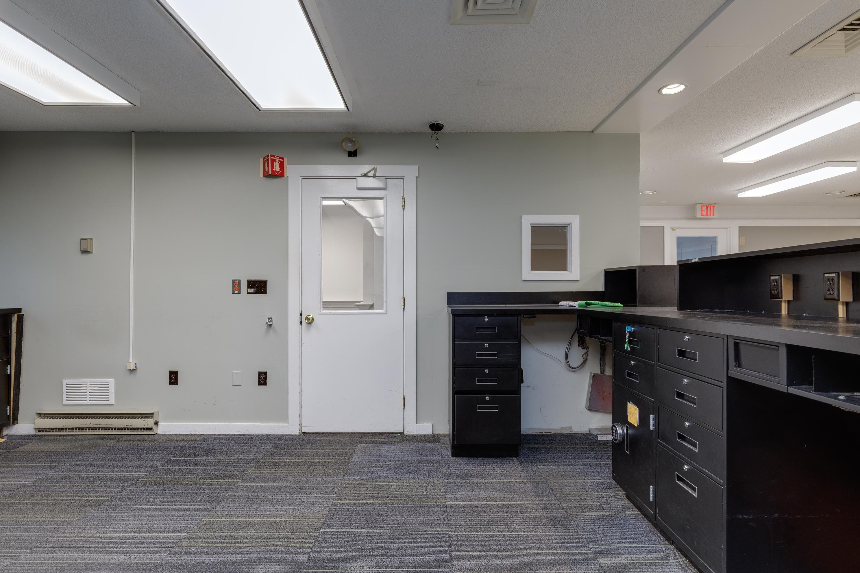 884 Main St, Hopkinton, NH 03229