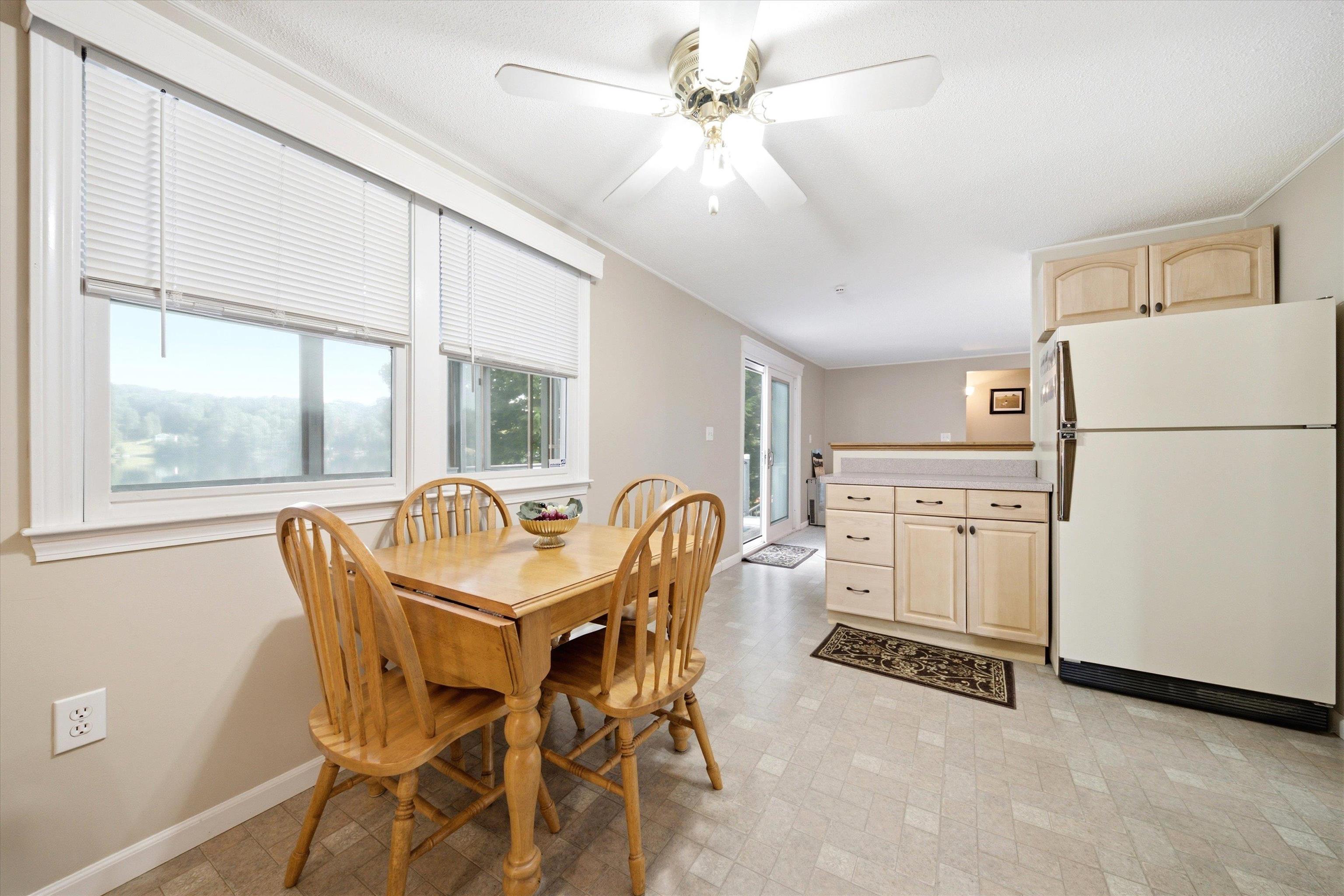 54 Emerald Dr, Hillsborough, NH 03244