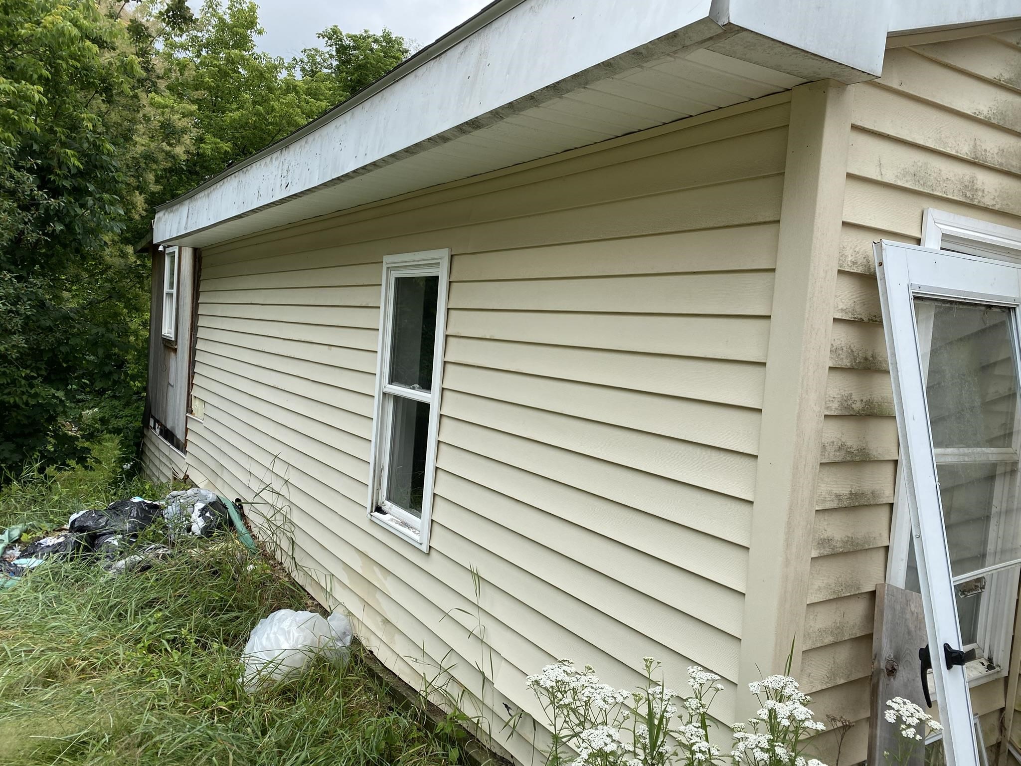 91 Munroe St, Franklin, NH 03235