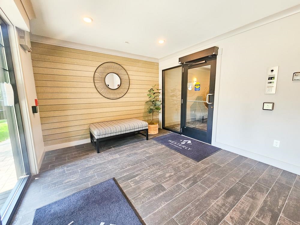 2075 Lafayette Rd #24, Portsmouth, NH 03801