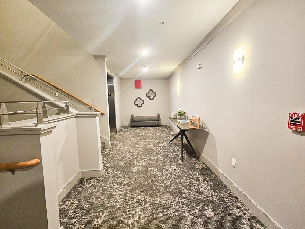 2075 Lafayette Rd #24, Portsmouth, NH 03801