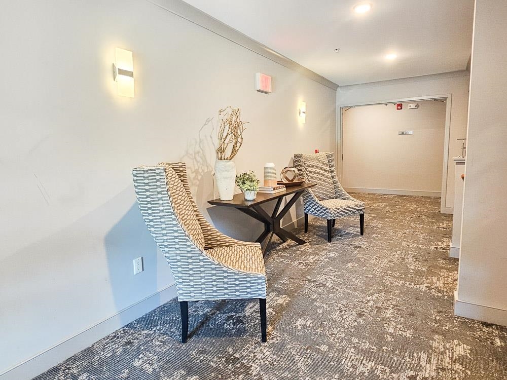 2075 Lafayette Rd #24, Portsmouth, NH 03801