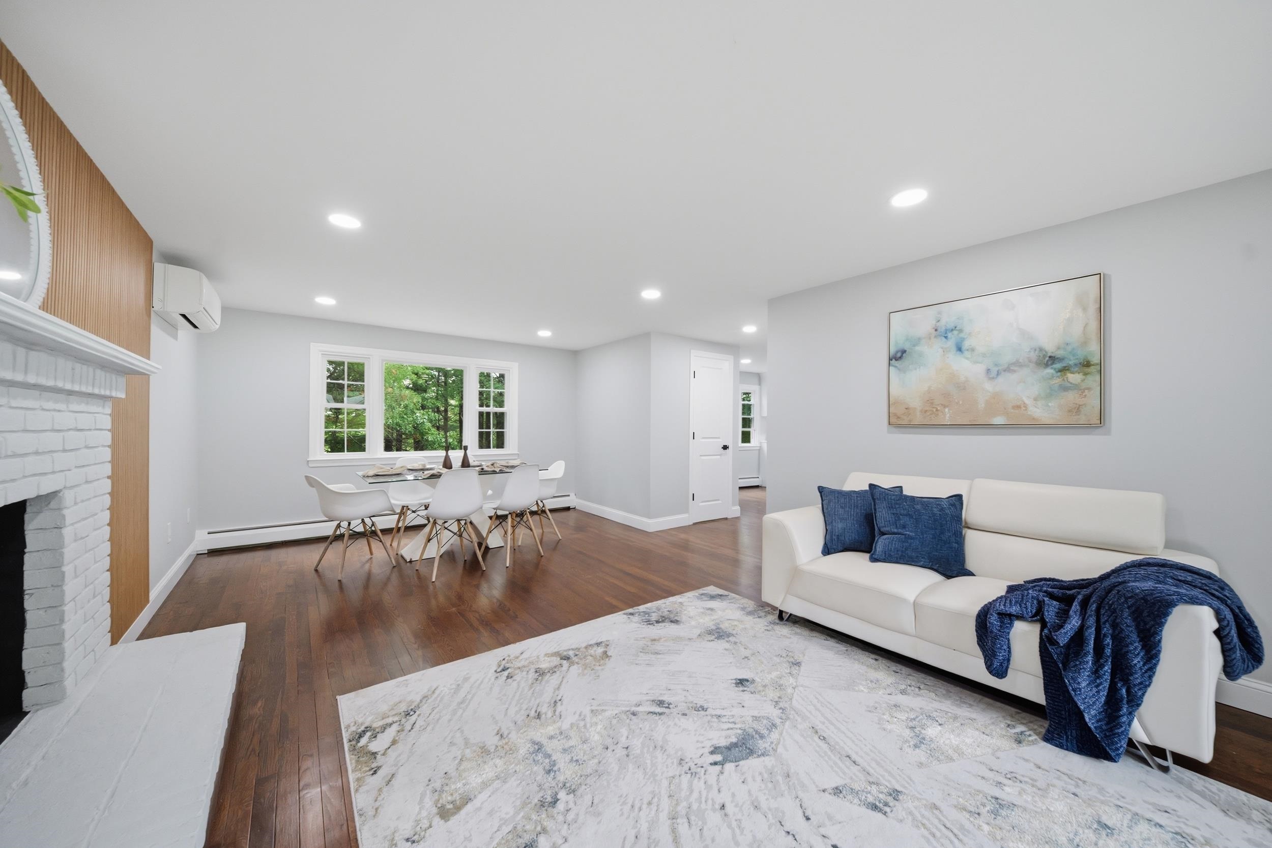 29 Dickens St, Nashua, NH 03062