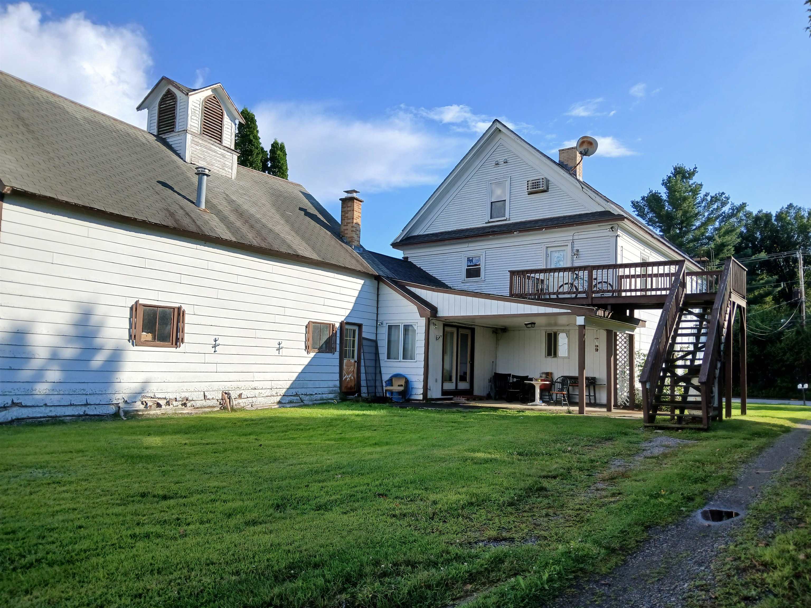 42 Bridge St, Colebrook, NH 03576