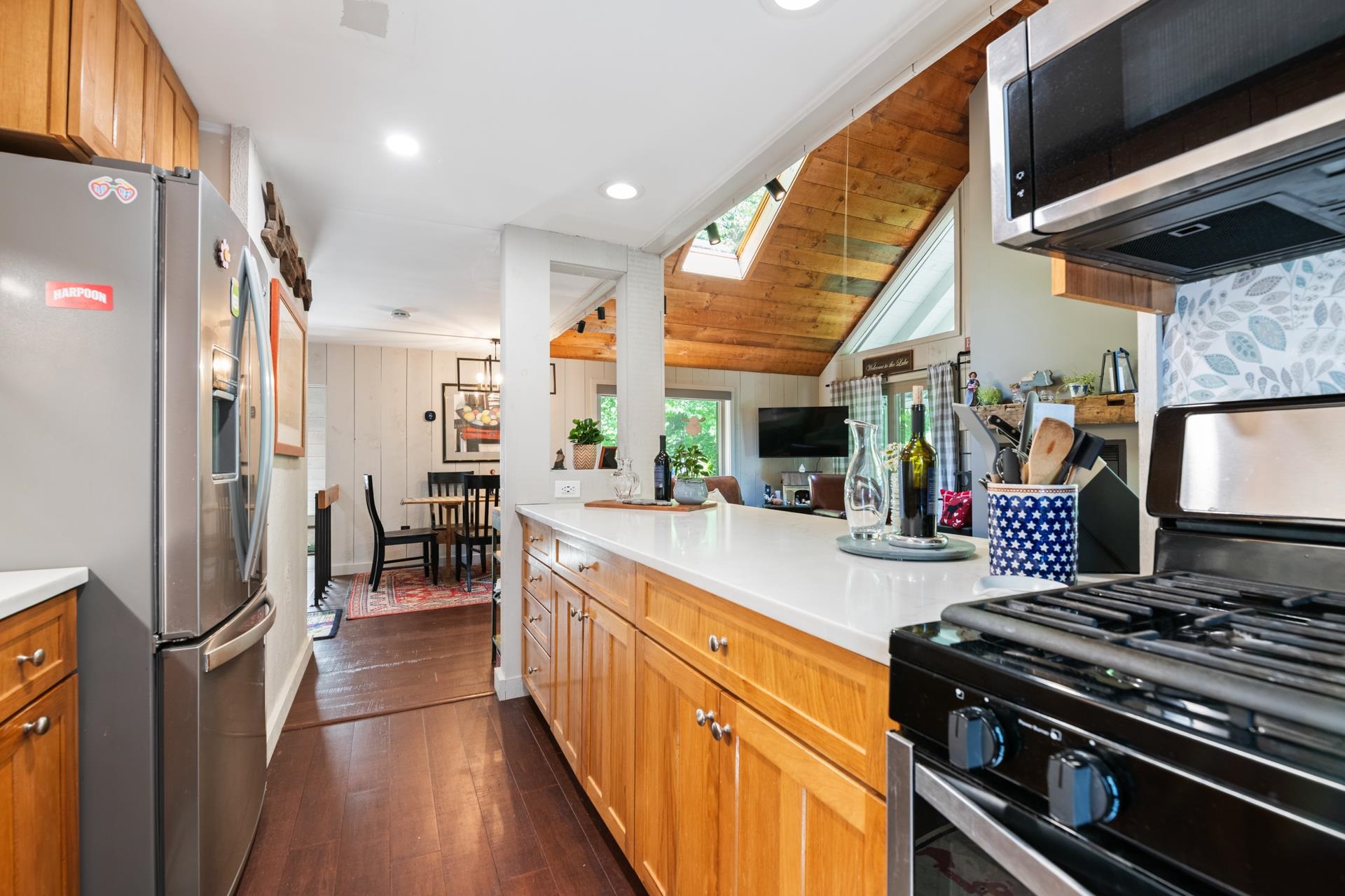 2 Draper Mill Rd, Grantham, NH 03753