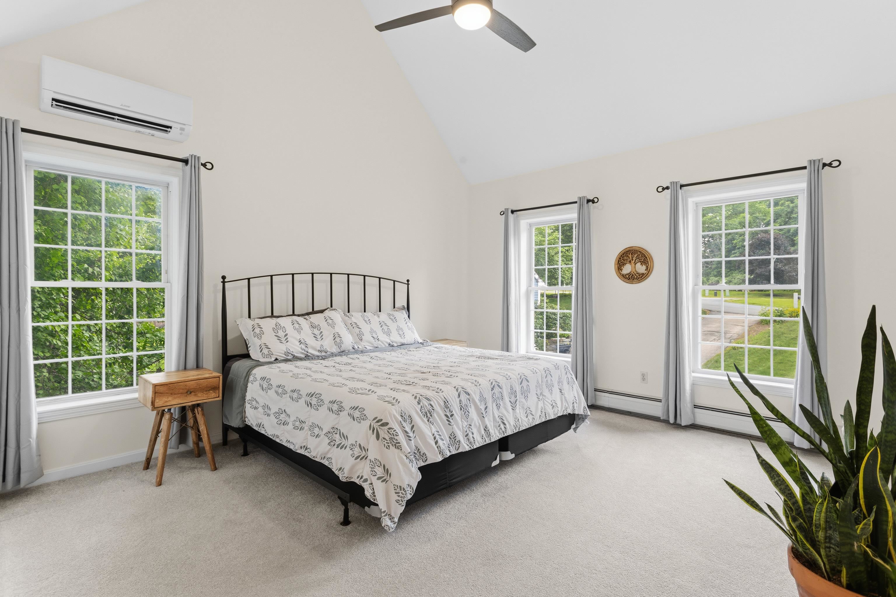 49 Wallace Dr, Dover, NH 03820