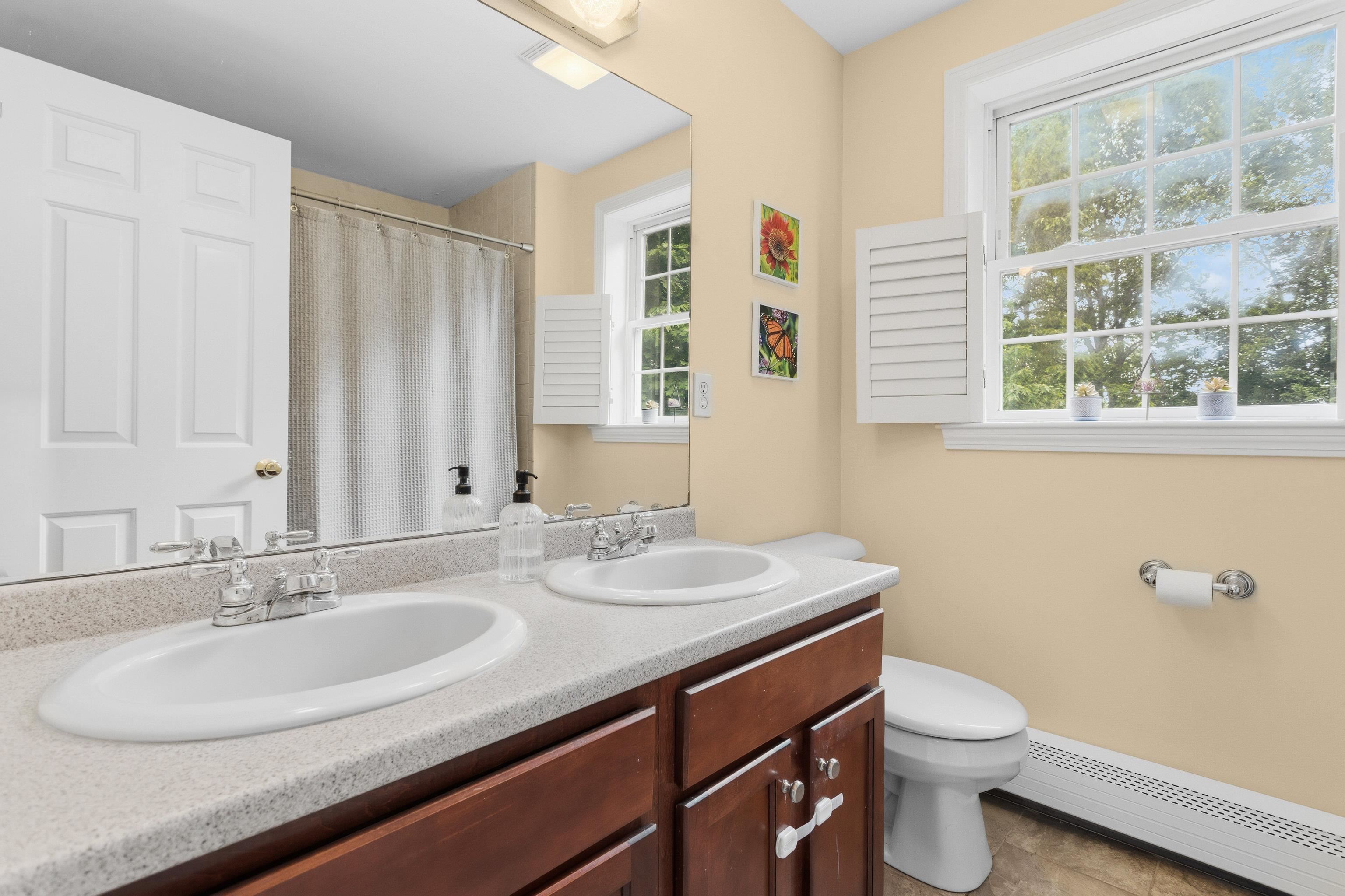 49 Wallace Dr, Dover, NH 03820