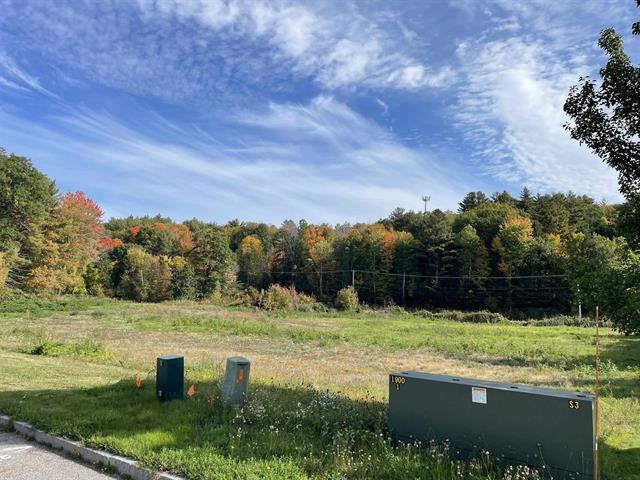 21 Sawmill Rd, Gilford, NH 03249