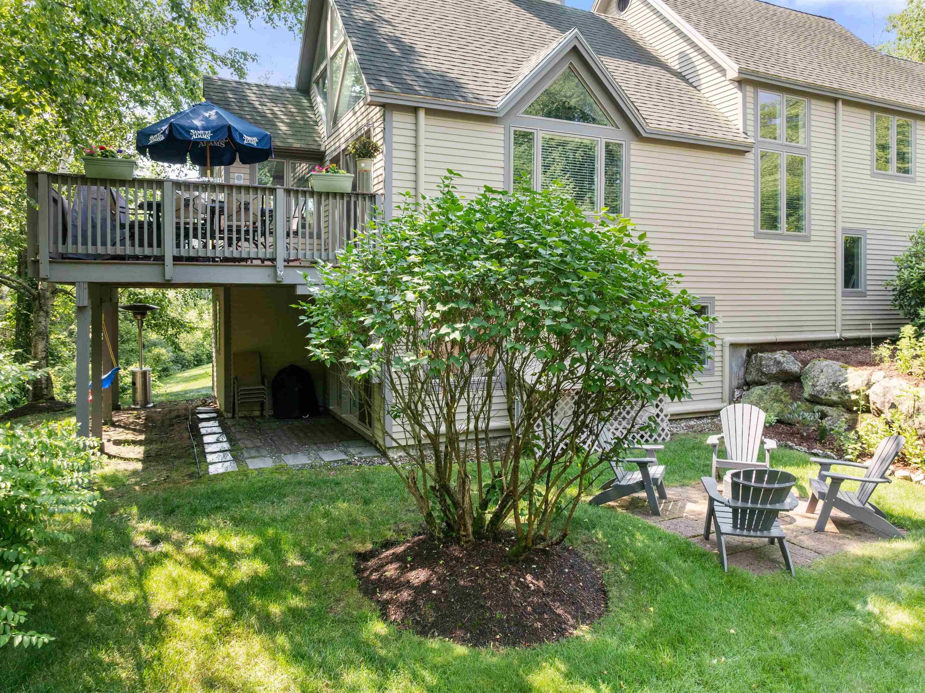 6 Tartan Hl, Laconia, NH 03246