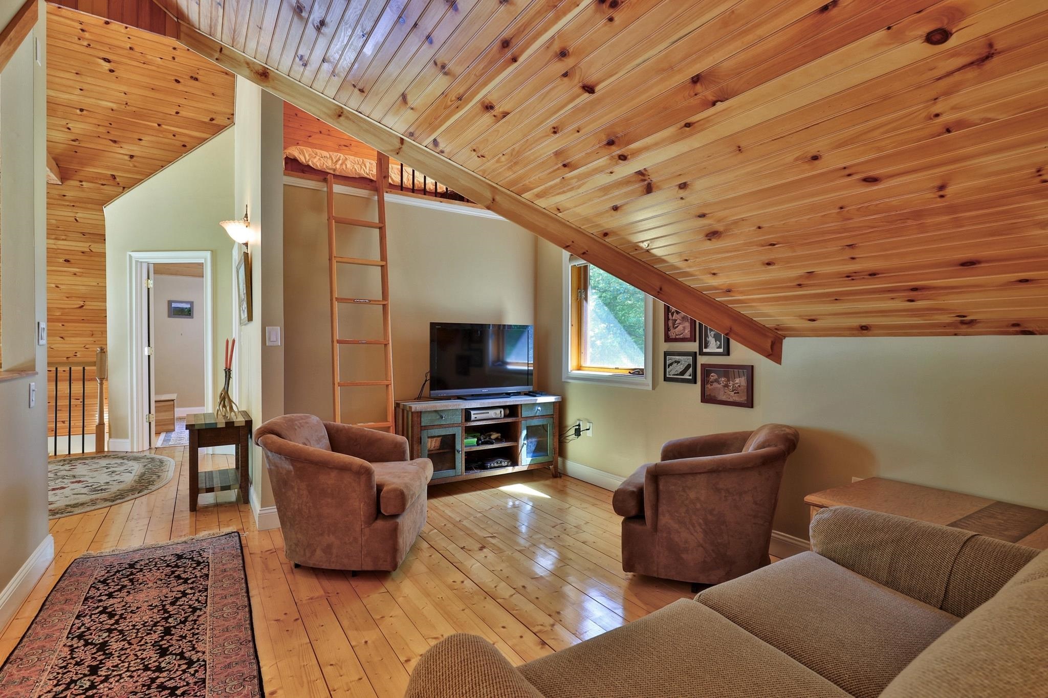 Property photo 35