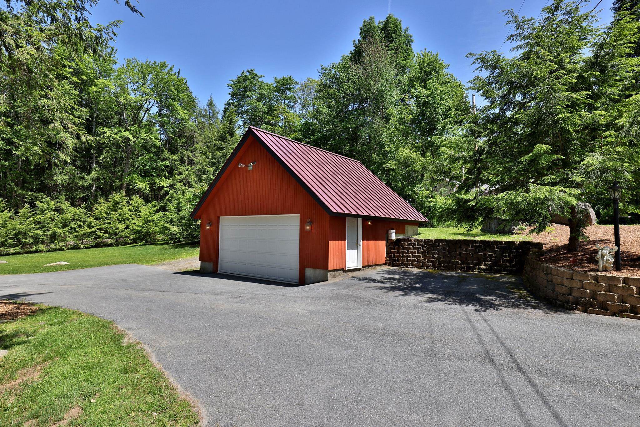 Property photo 44