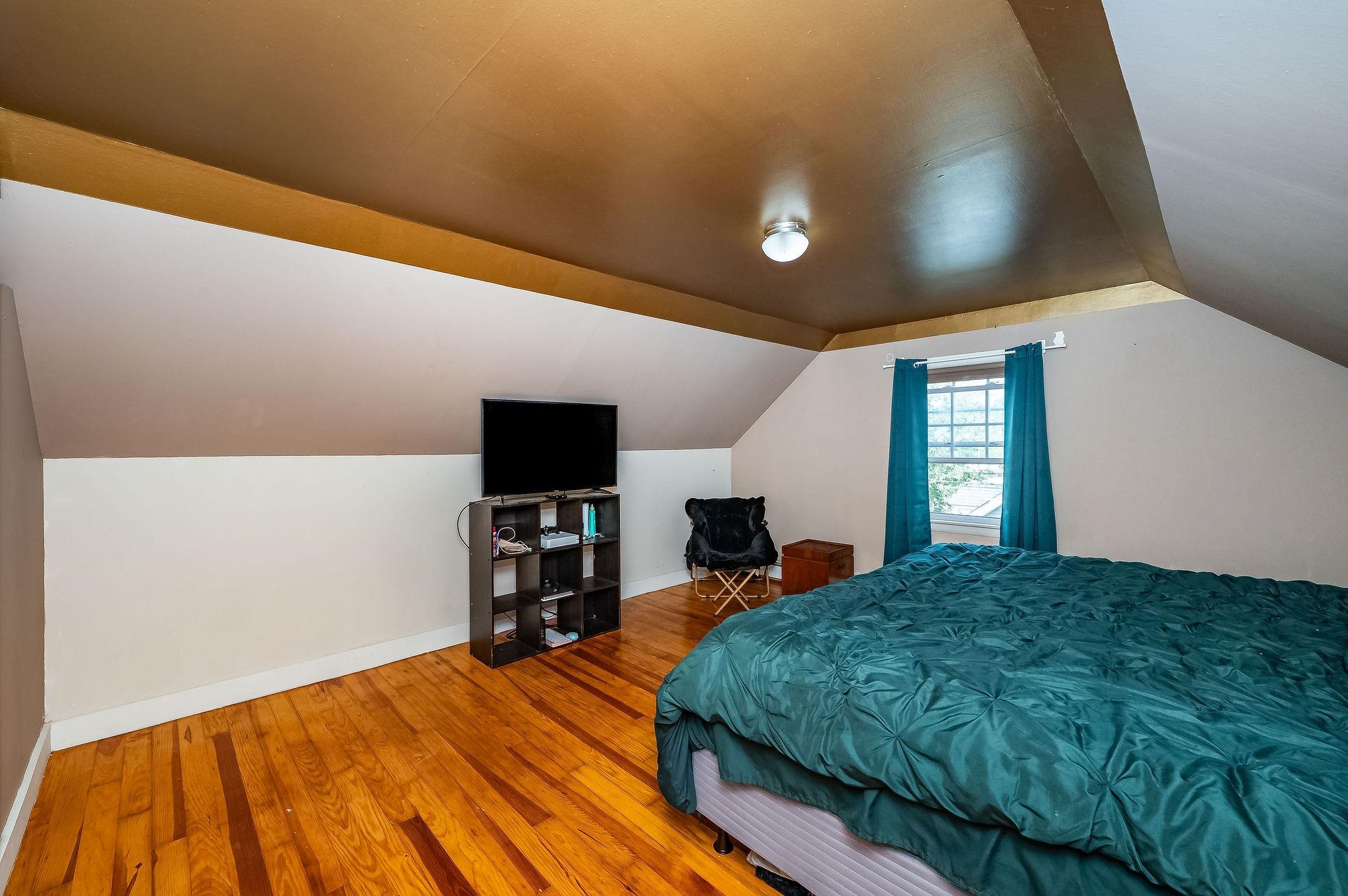6 Howe St, Rochester, NH 03867