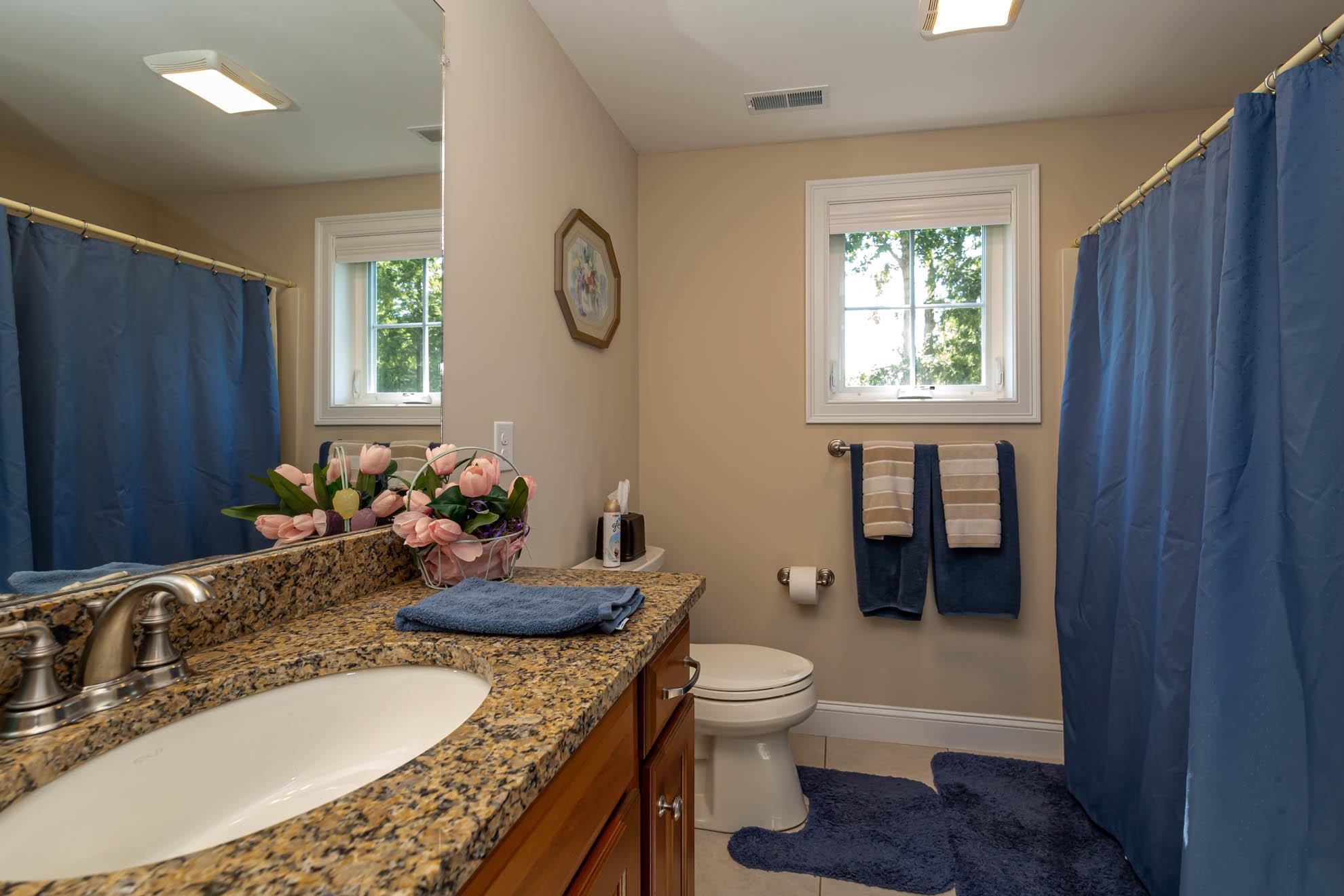 9 Windy Hollow Cir, Merrimack, NH 03054