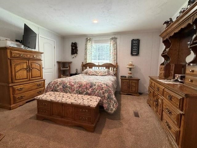 243 Buckley Rd, Weare, NH 03281