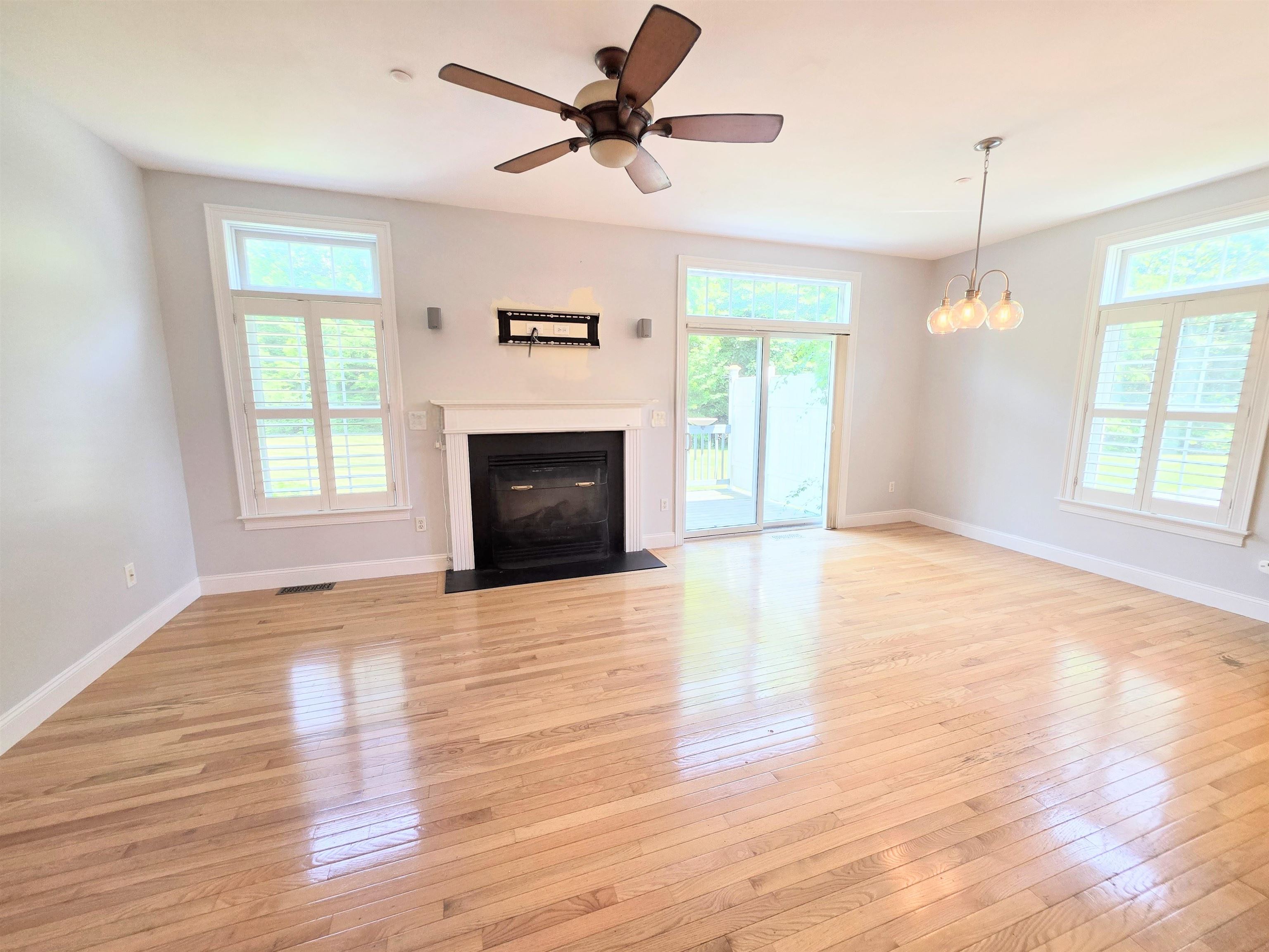 624 Main St #6, Fremont, NH 03044
