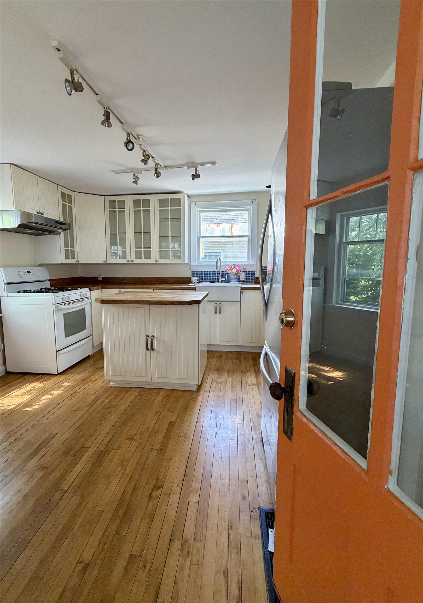 Property photo 31