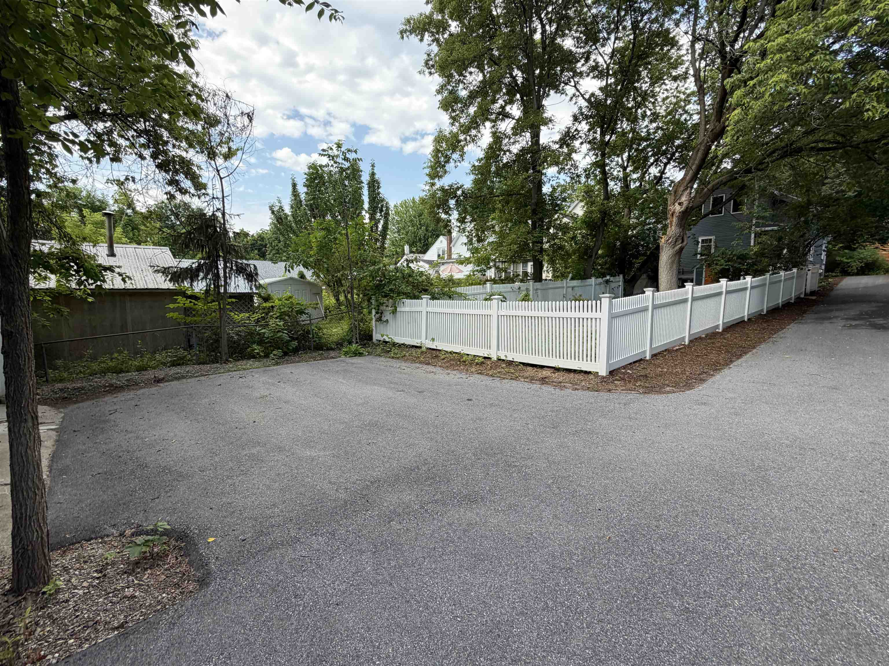 Property photo 44