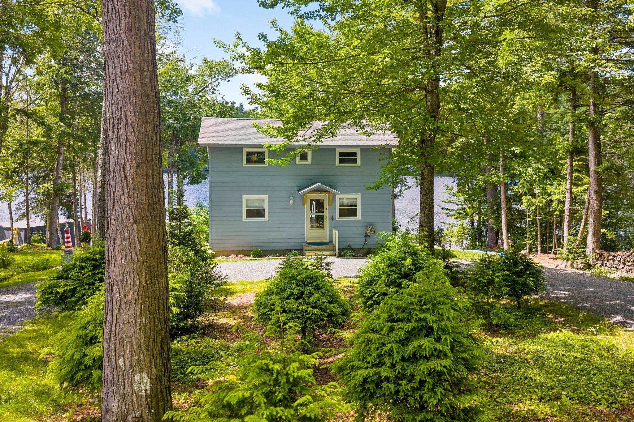 442 Jobs Creek Rd, Sunapee, NH 03782