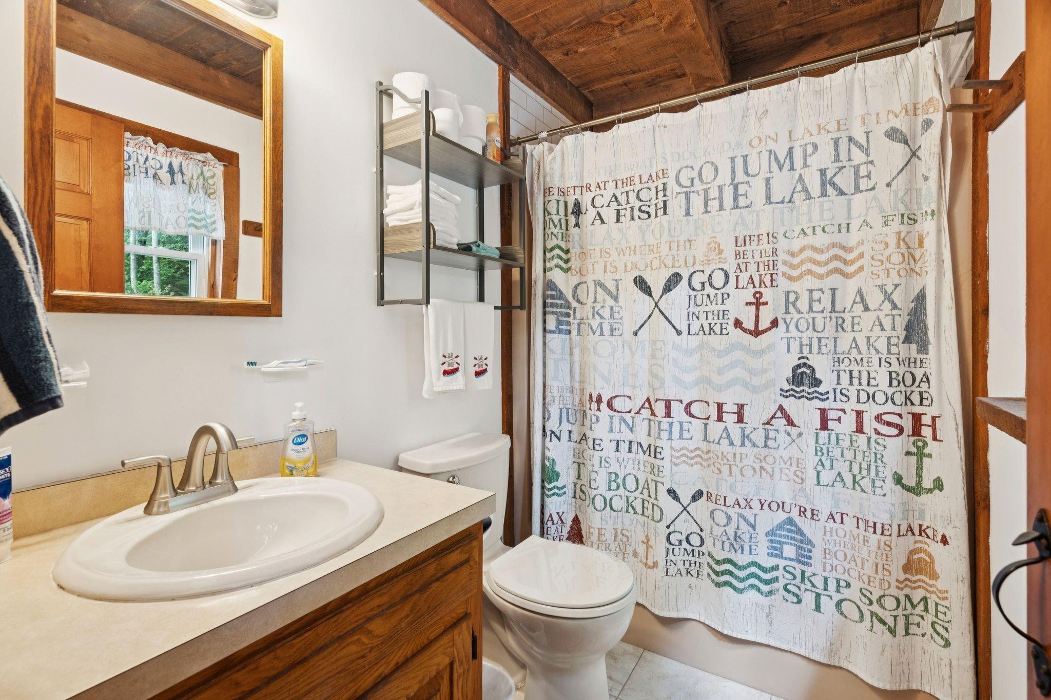 442 Jobs Creek Rd, Sunapee, NH 03782