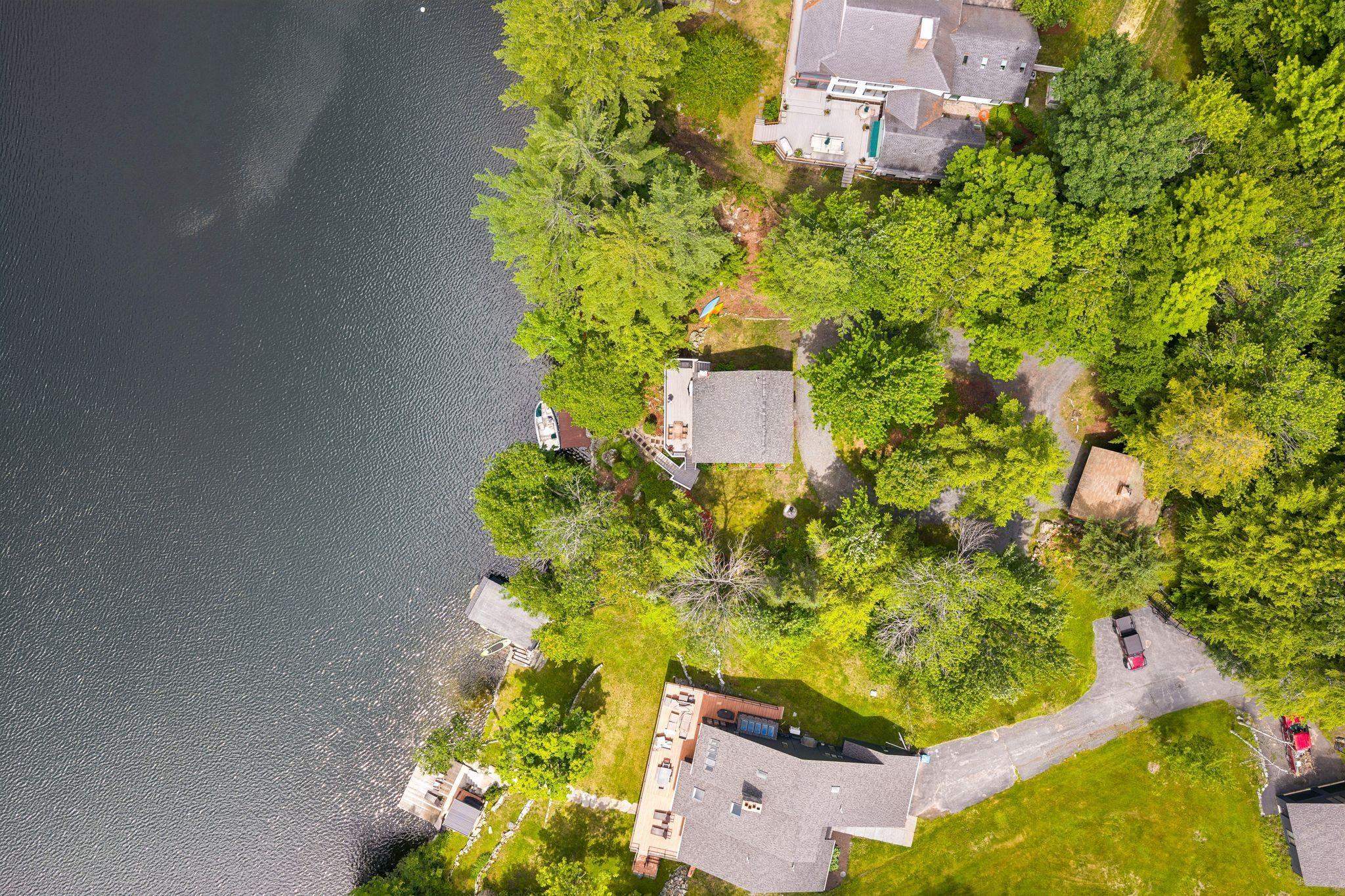 442 Jobs Creek Rd, Sunapee, NH 03782