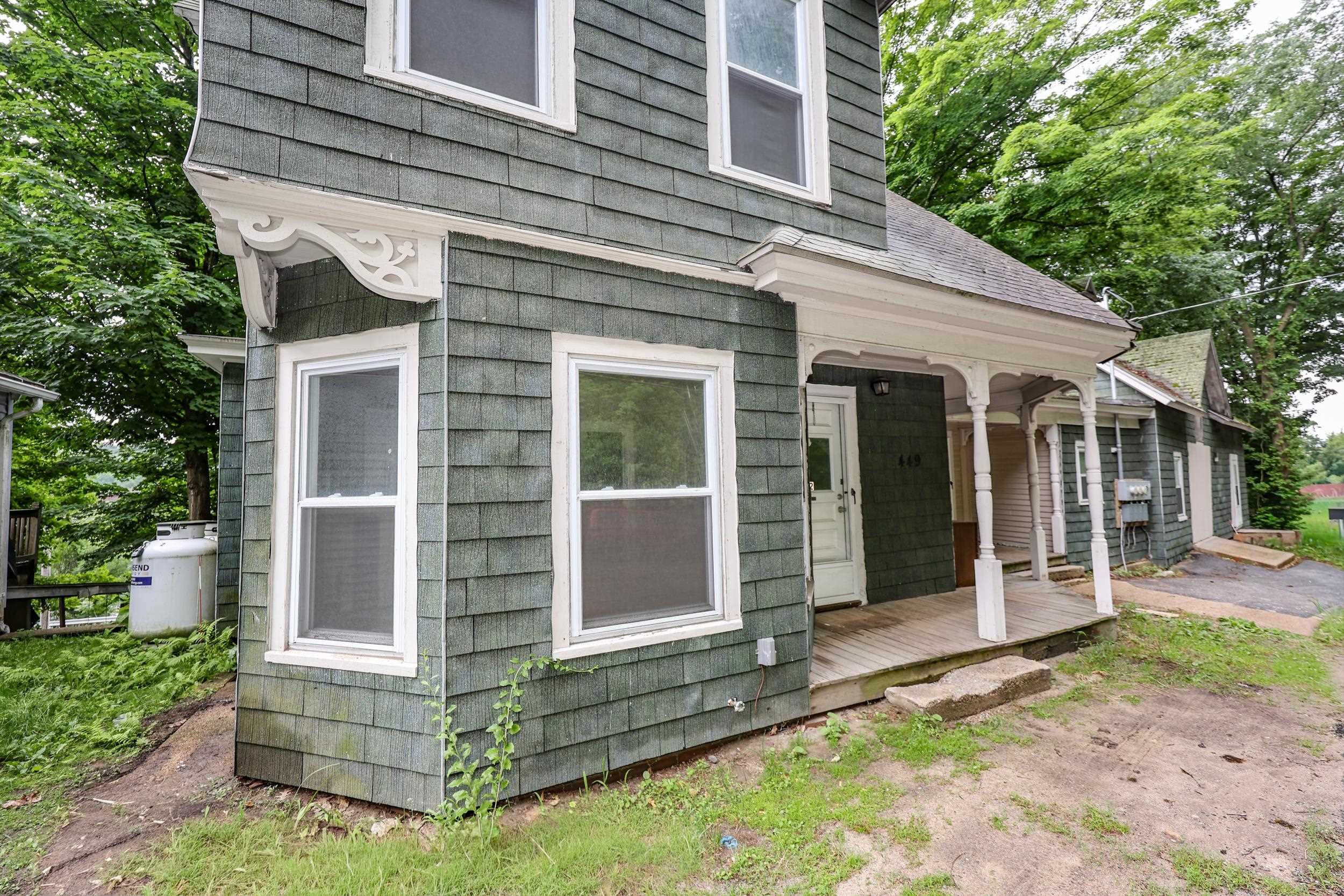 449 W River Rd, Hooksett, NH 03106