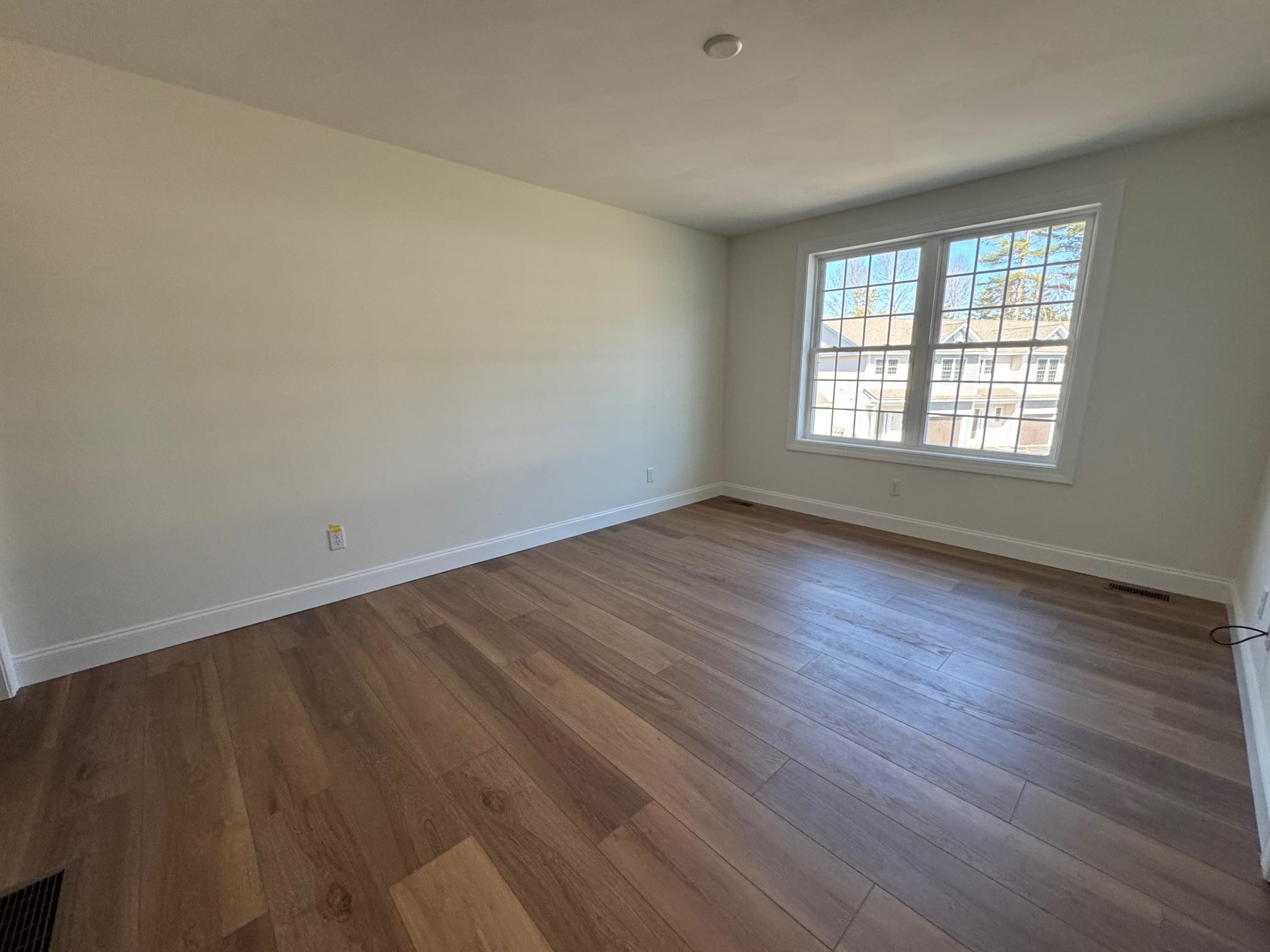 5A Dearborn Cir, Goffstown, NH 03045