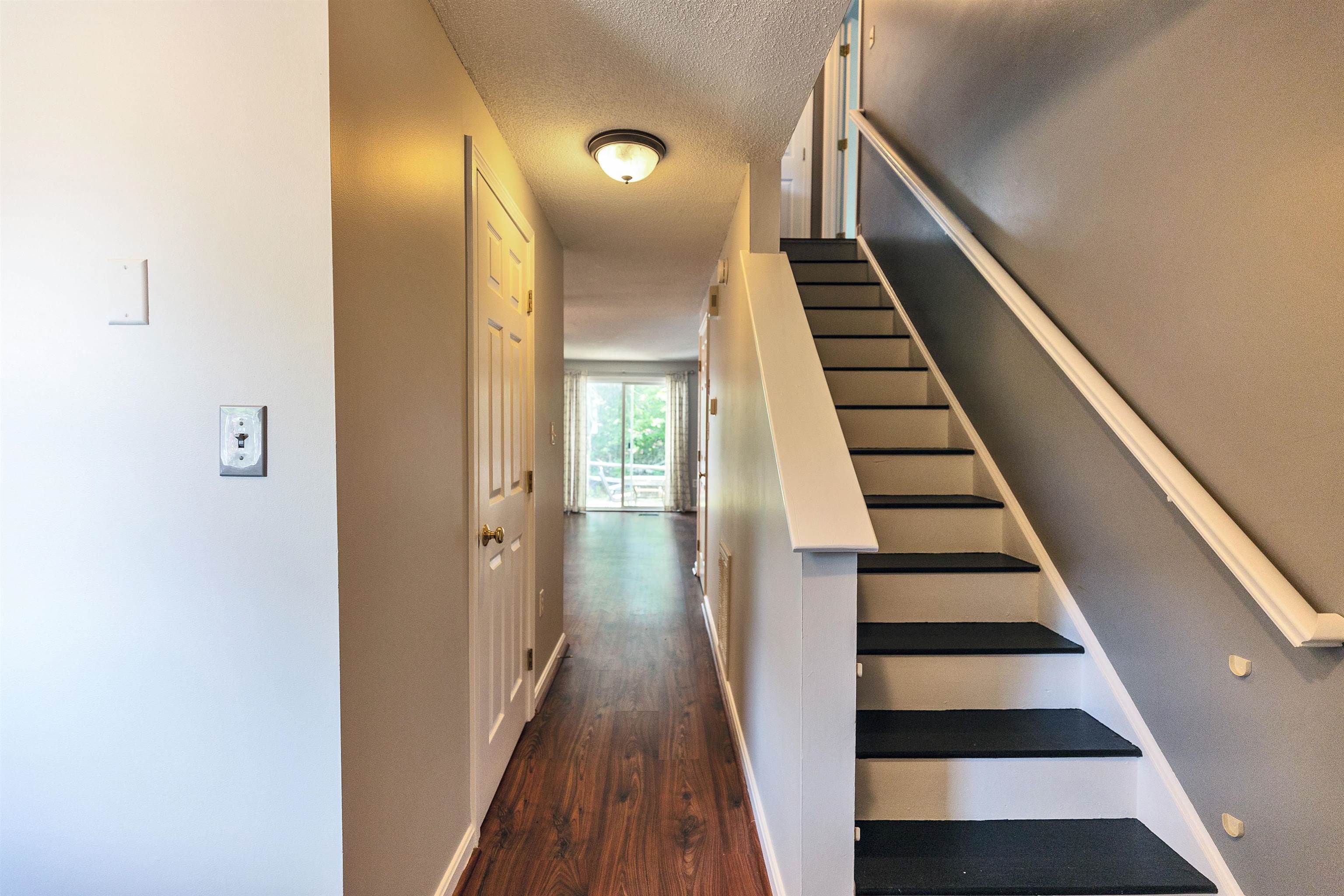 50 Edward J Roy Dr #9, Manchester, NH 03104