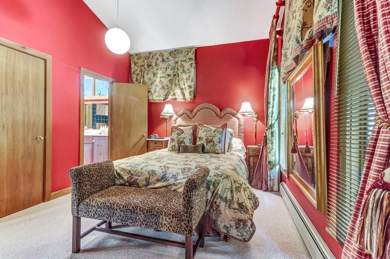 Property photo 28