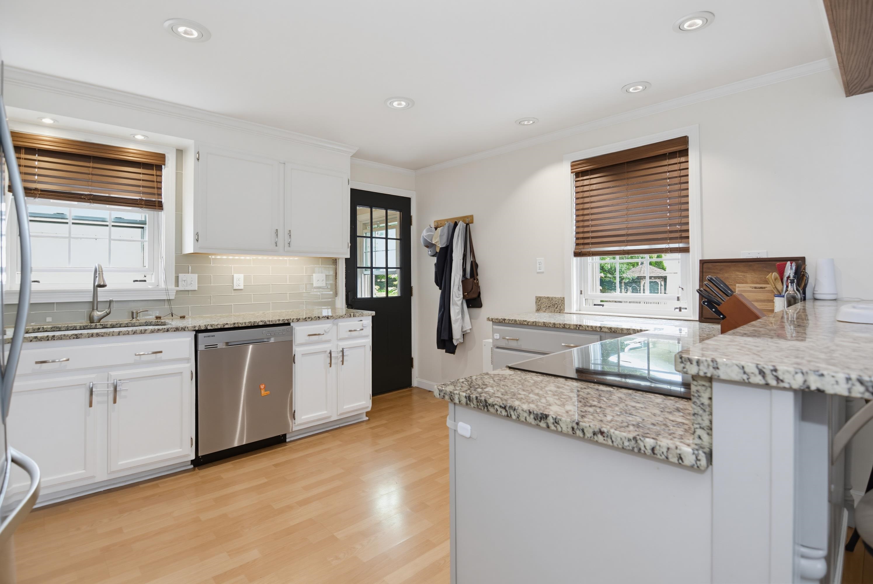 219 Rhode Island Ave, Manchester, NH 03104