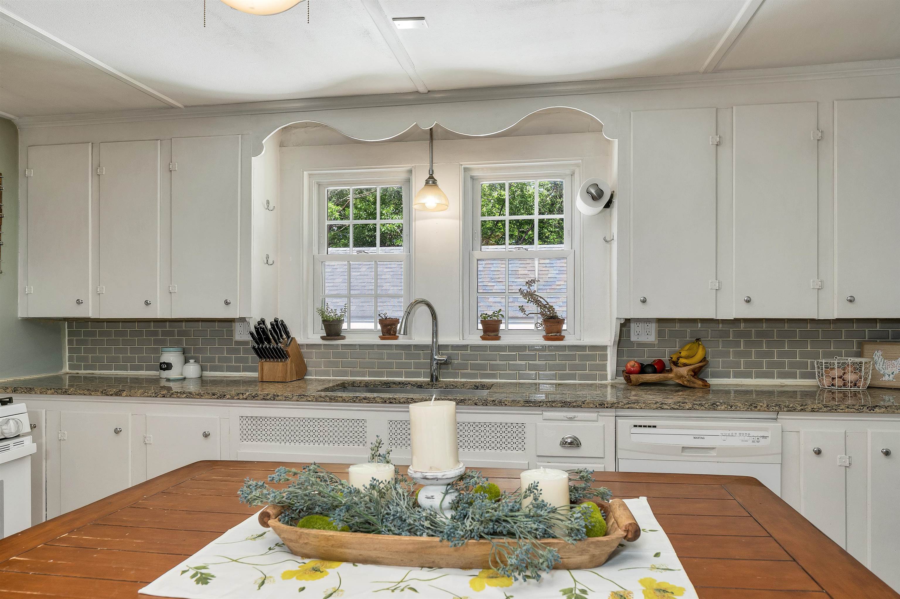 55 School St, Salem, NH 03079