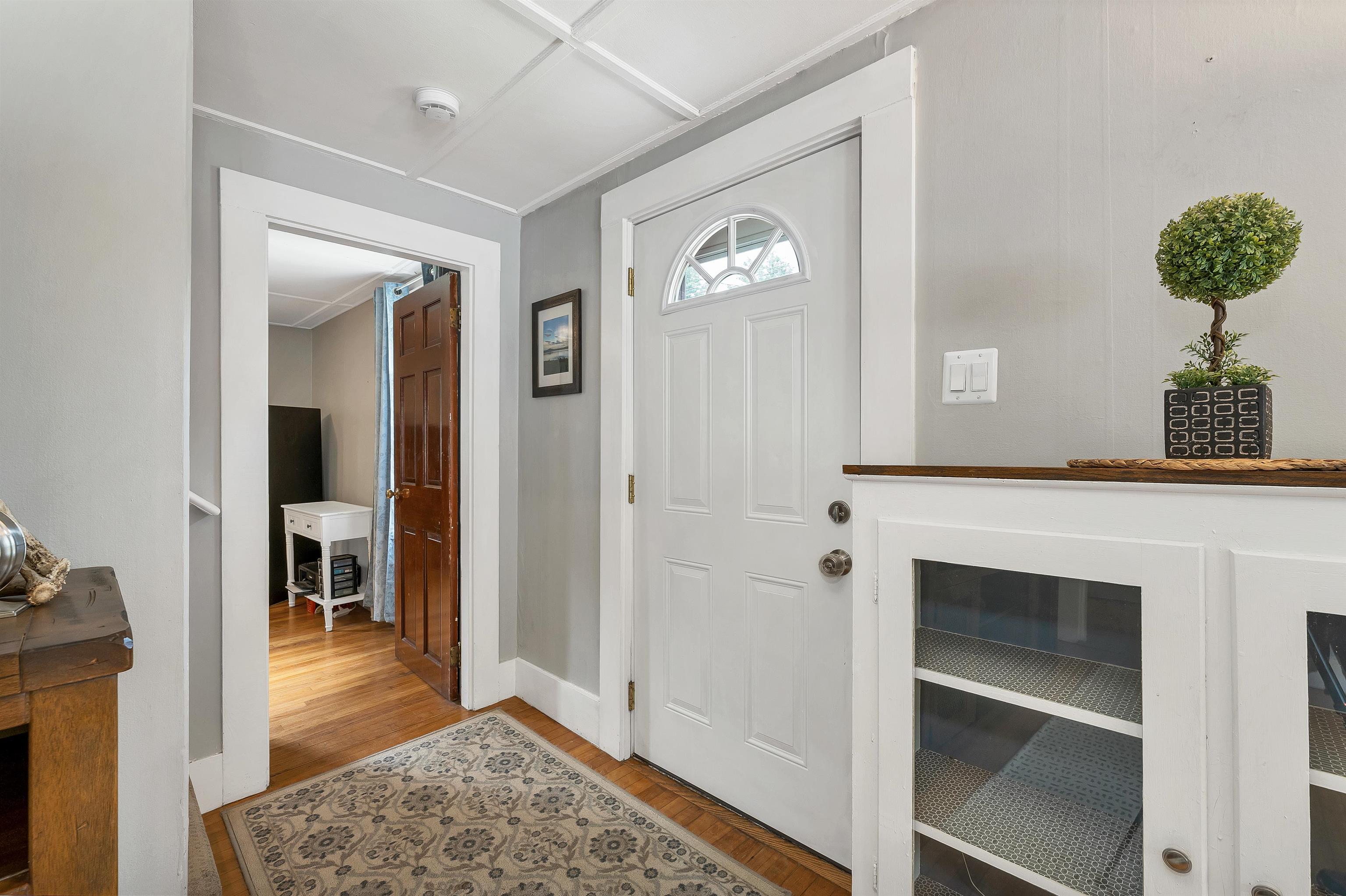 55 School St, Salem, NH 03079