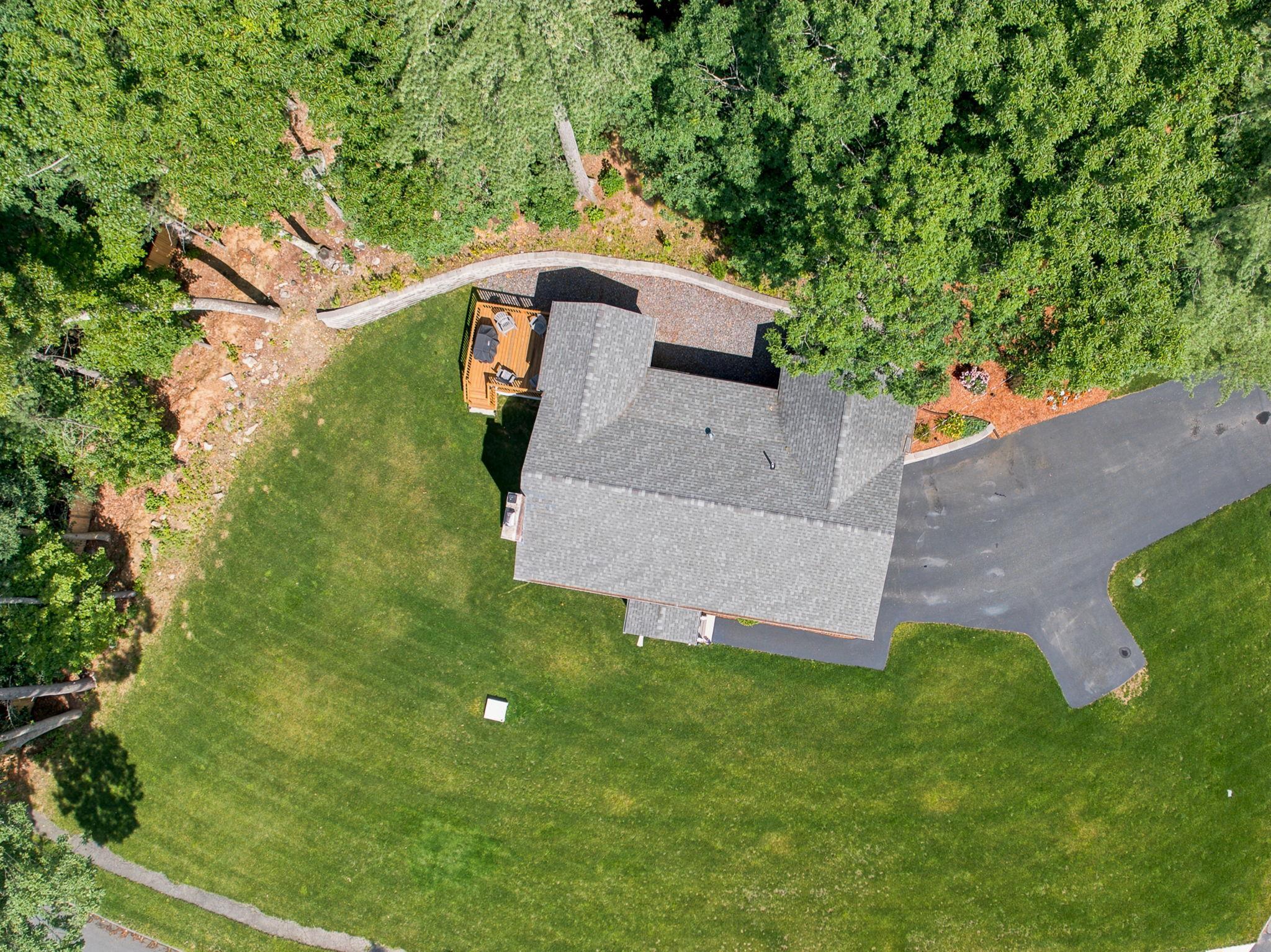 19 Michael Ave, Nashua, NH 03063